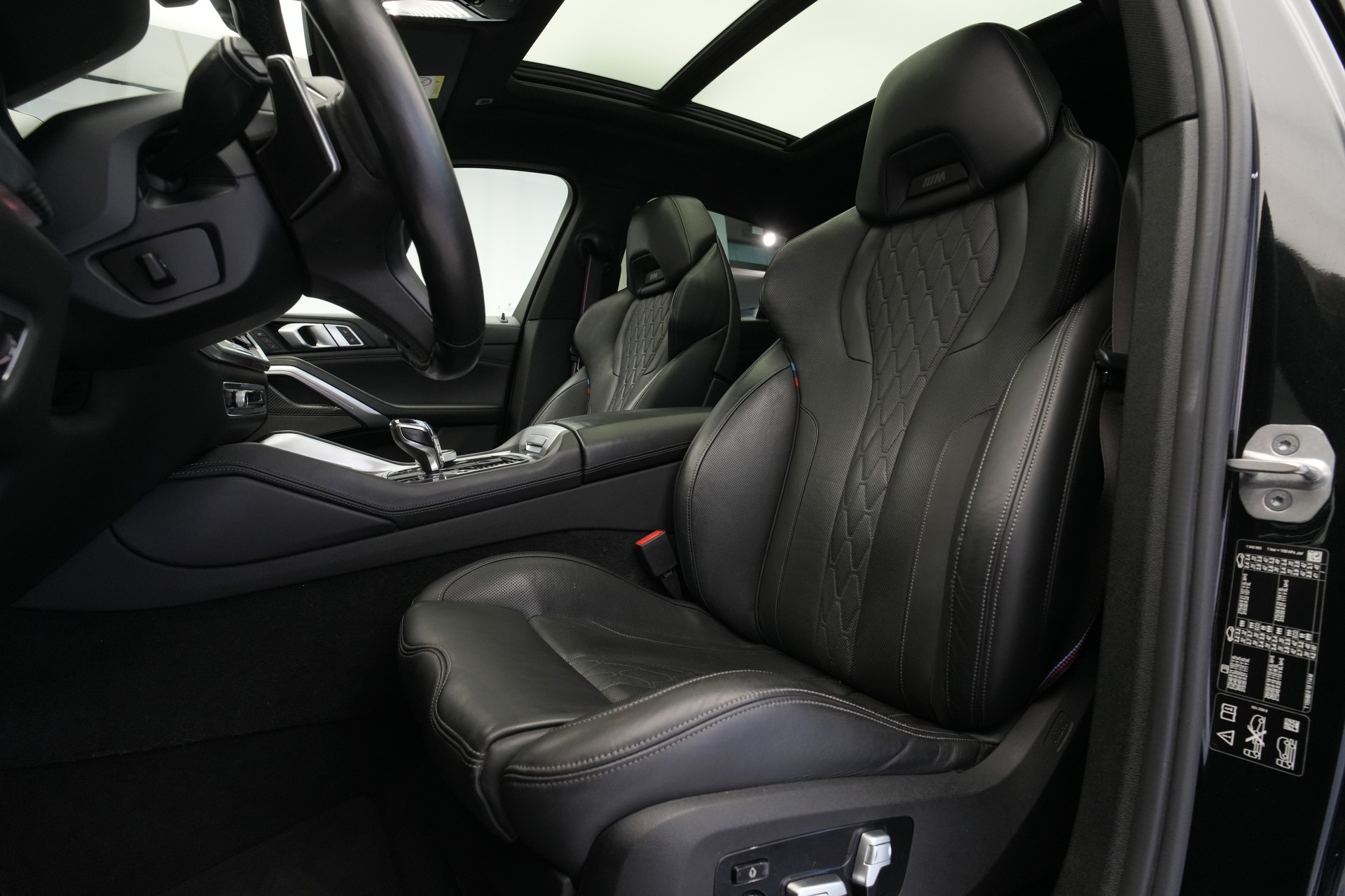 BMW X6 xDrive 48V 40d Steptronic M Sport *CH-Fahrzeug*-image-14