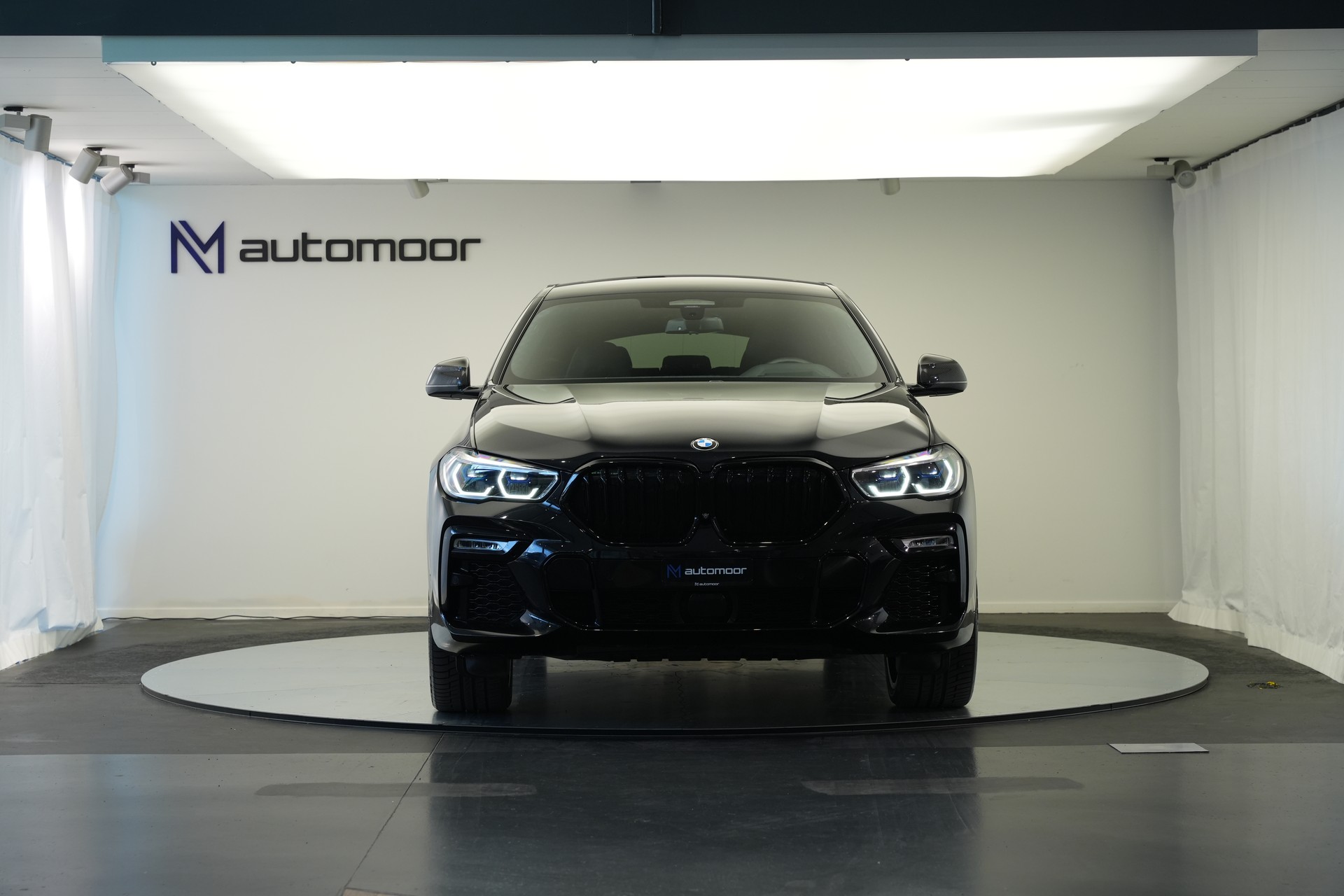 BMW X6 xDrive 48V 40d Steptronic M Sport *CH-Fahrzeug*-image-1
