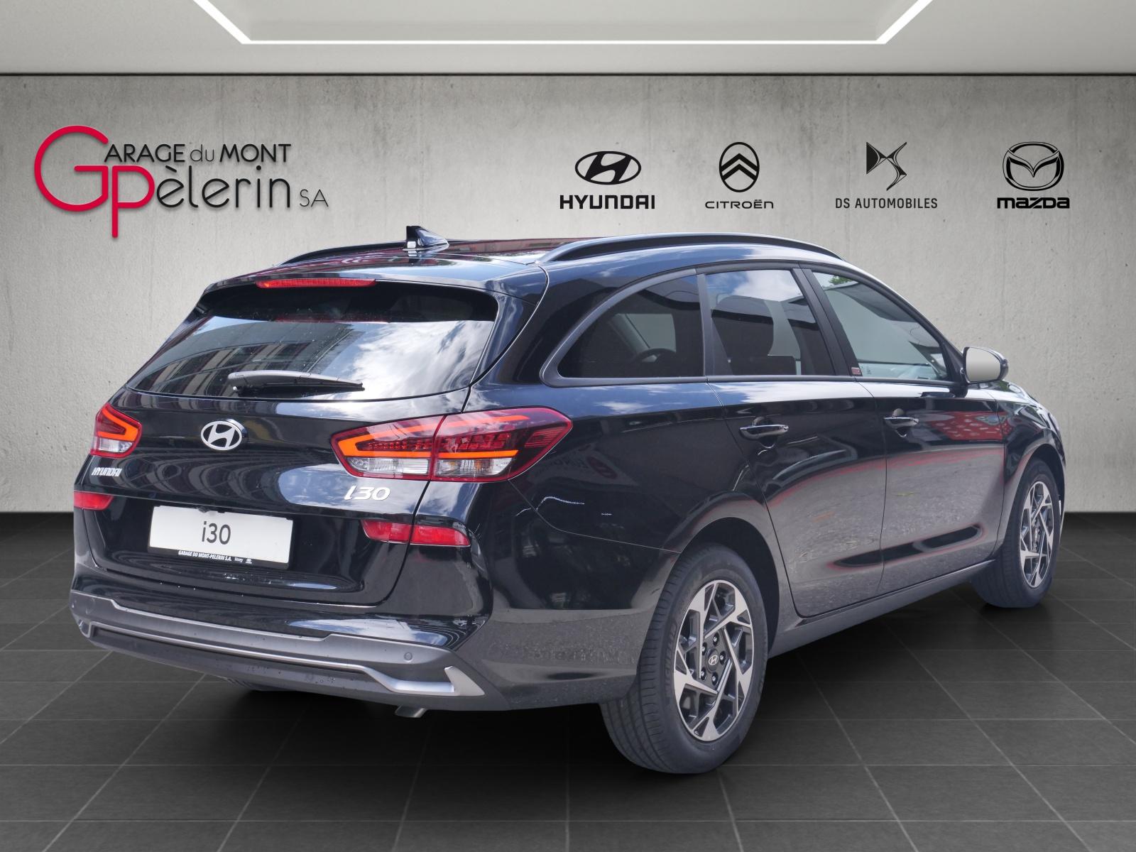HYUNDAI i30 Wagon 1.5 T-GDi Amplia-image-3