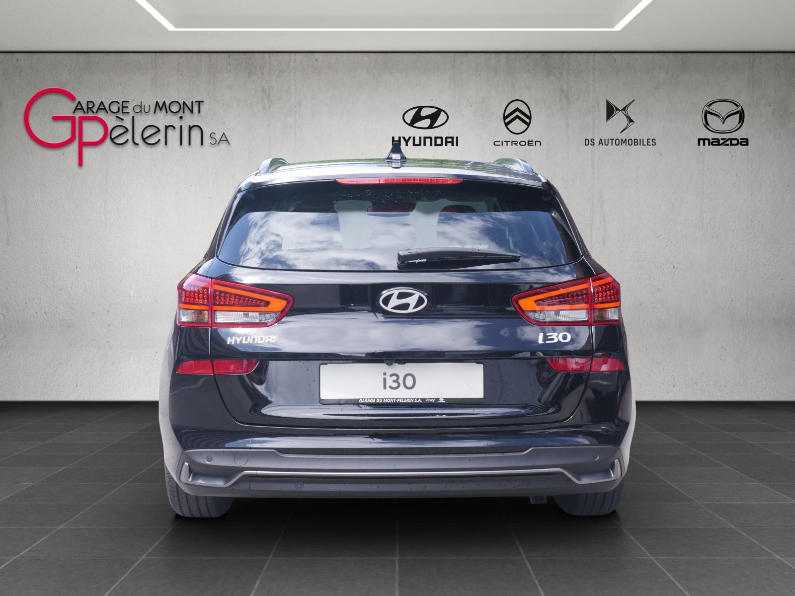 HYUNDAI i30 Wagon 1.5 T-GDi Amplia-showroom-element-2