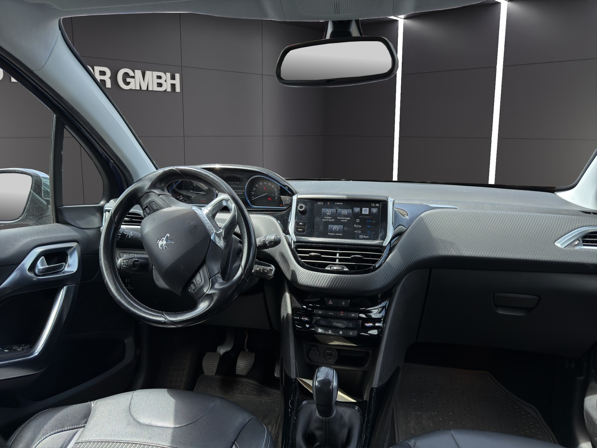 PEUGEOT 2008 1.2 PureTech Active-image-10