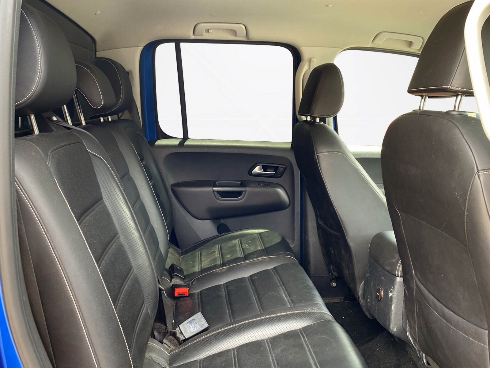 VW 3.0TDI Aventura 4M-image-9