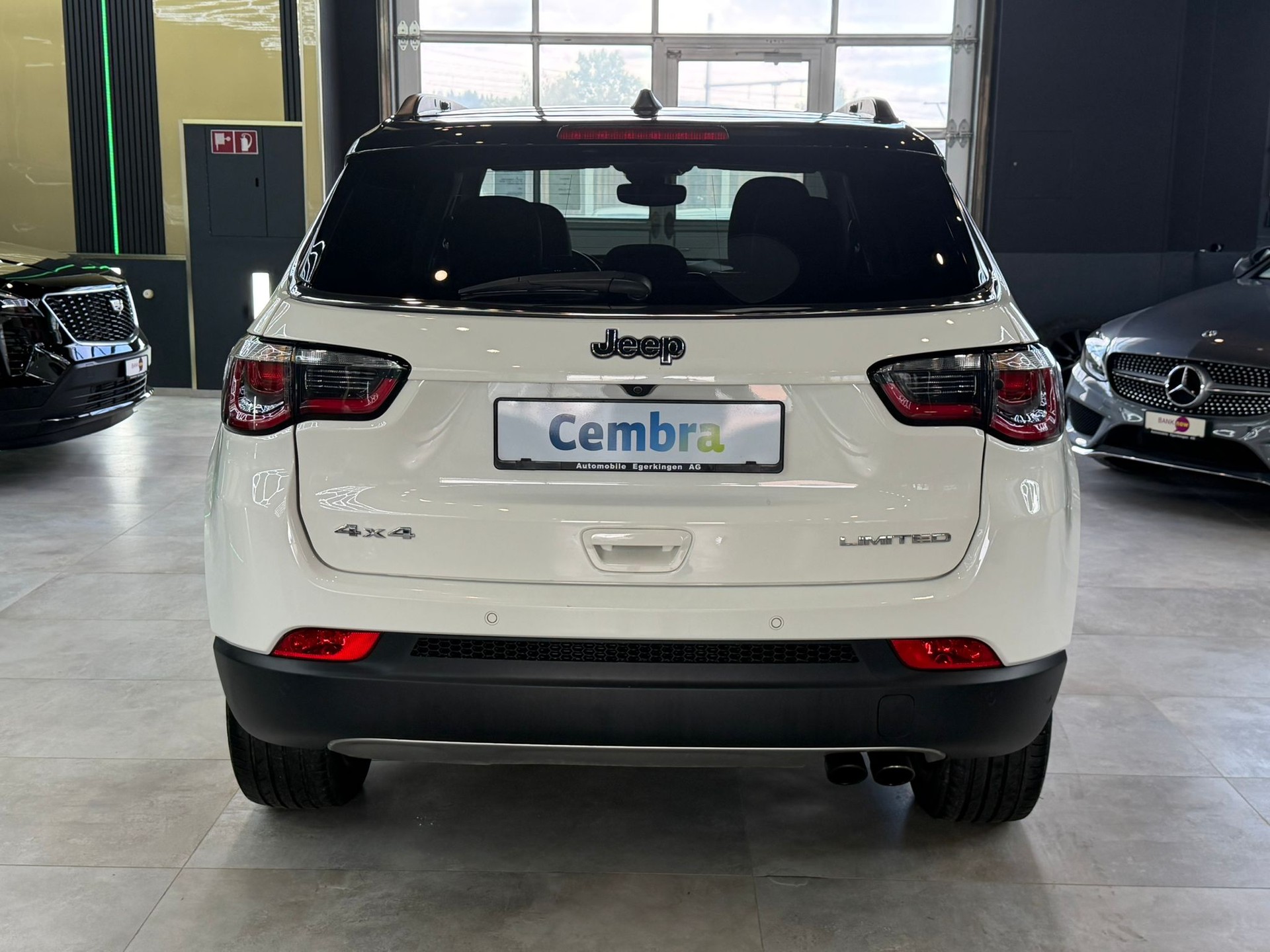 JEEP Compass 1.4 Turbo Limited AWD 9ATX-image-5