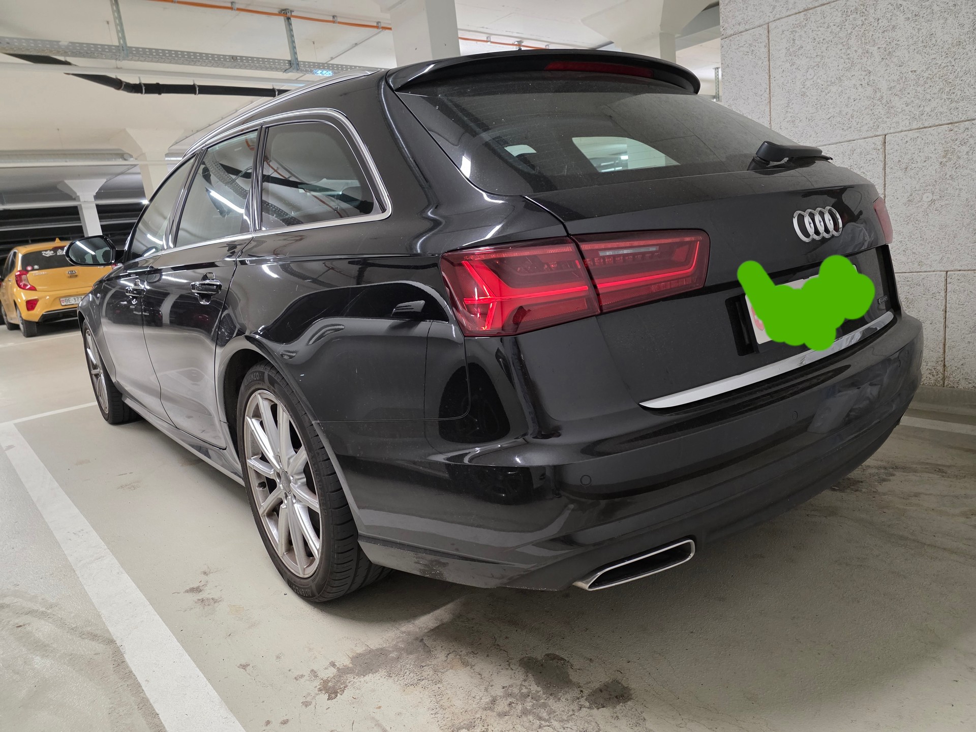 AUDI 3.0 V6 TDI 218 quattro S-Tr.-image-2