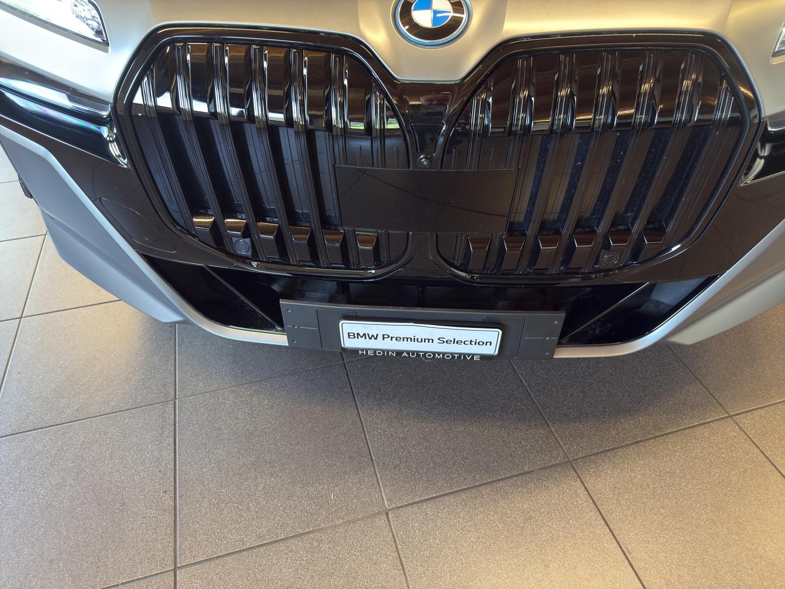 BMW i7 xDrive60-image-22