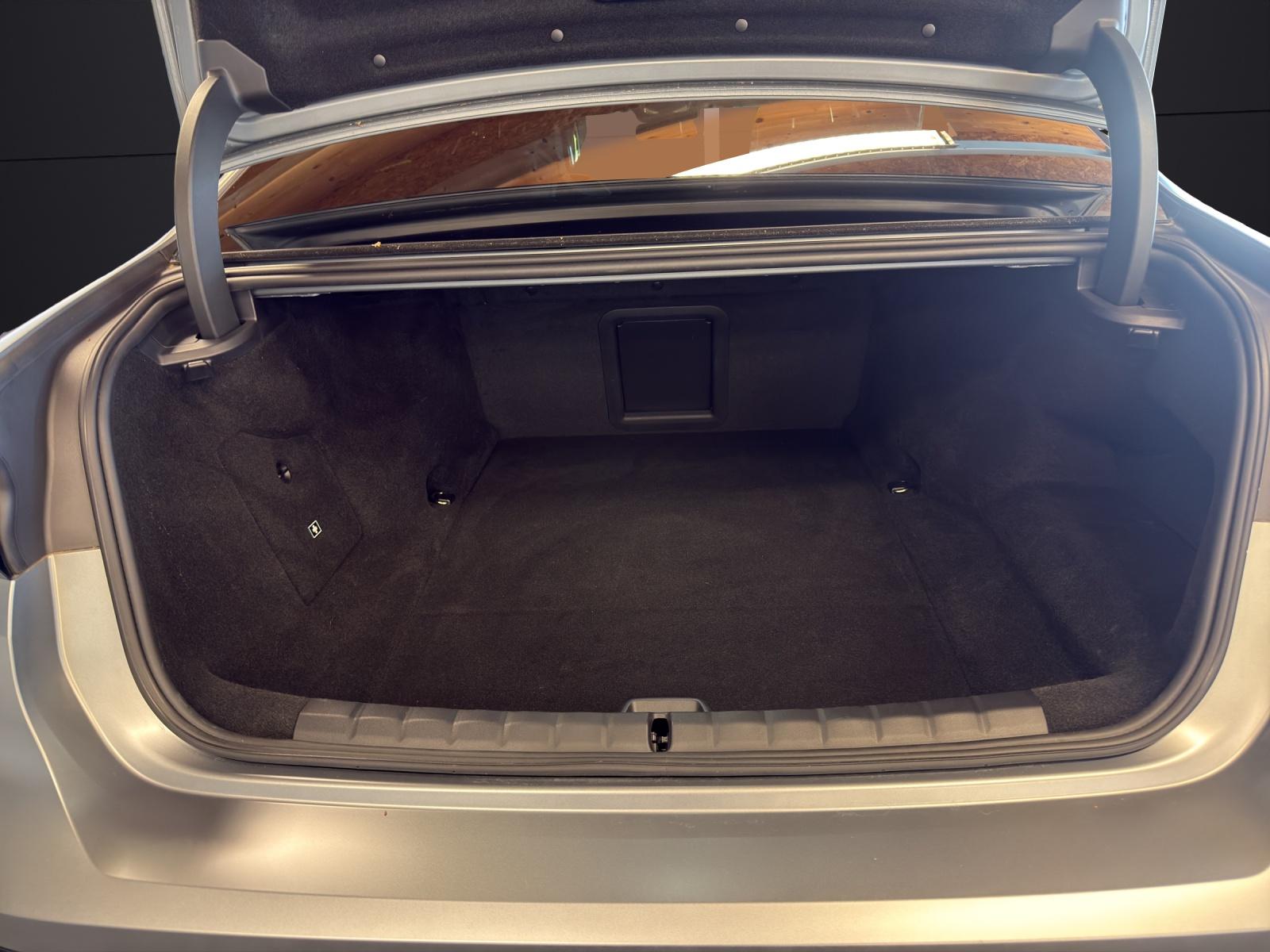 BMW i7 xDrive60-image-13
