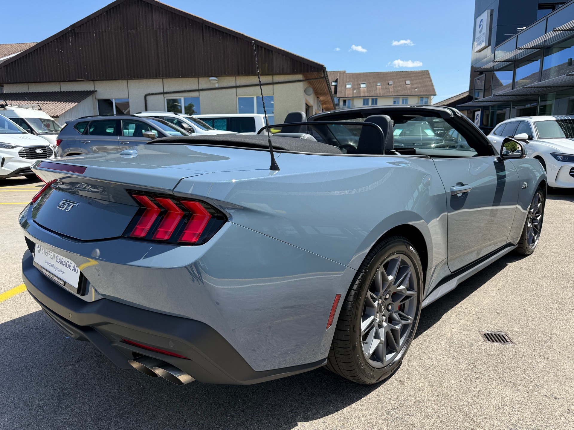 FORD Mustang Convertible 5.0 V8 GT Automat-image-4