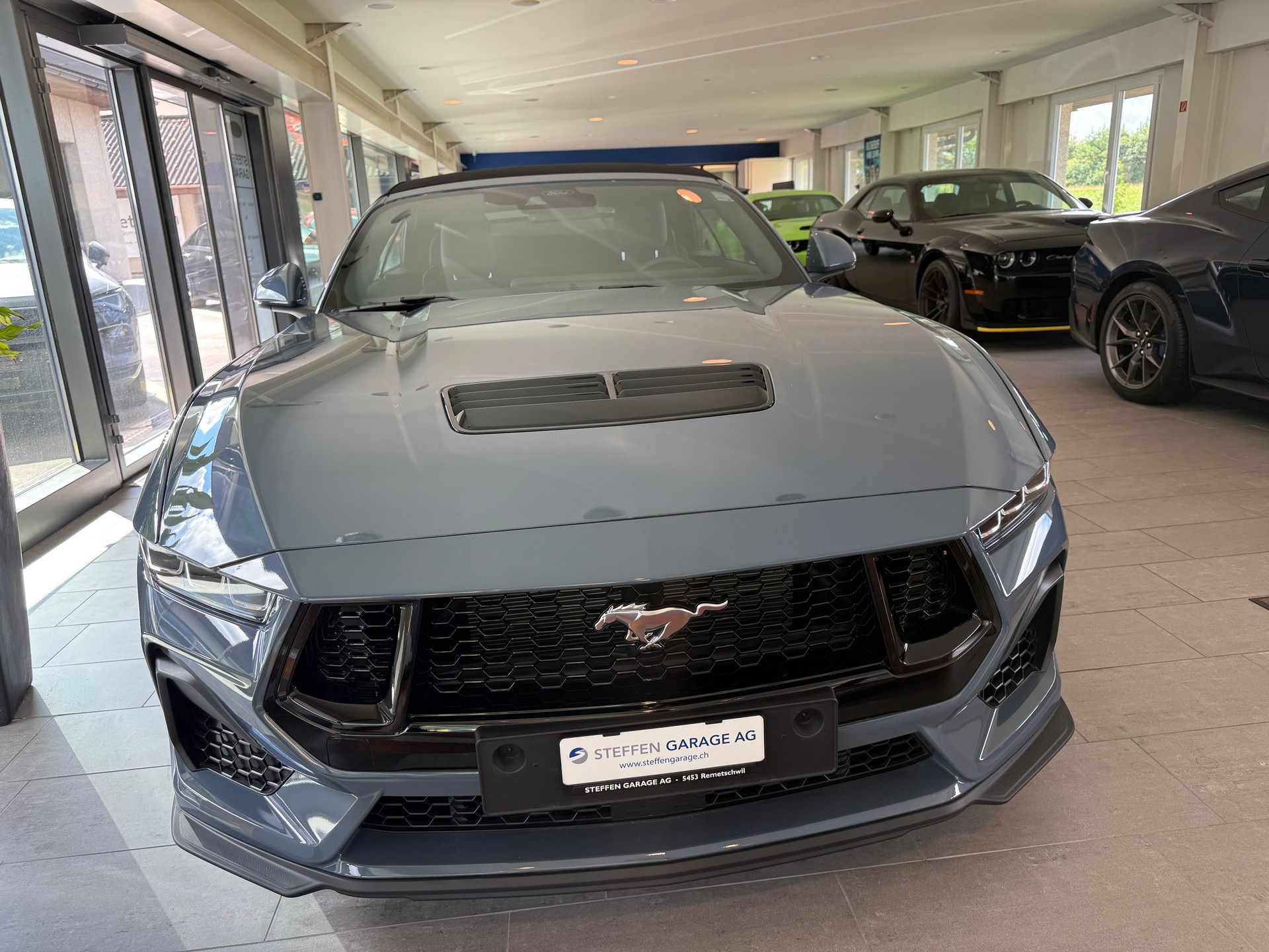 FORD Mustang Convertible 5.0 V8 GT Automat-image-5