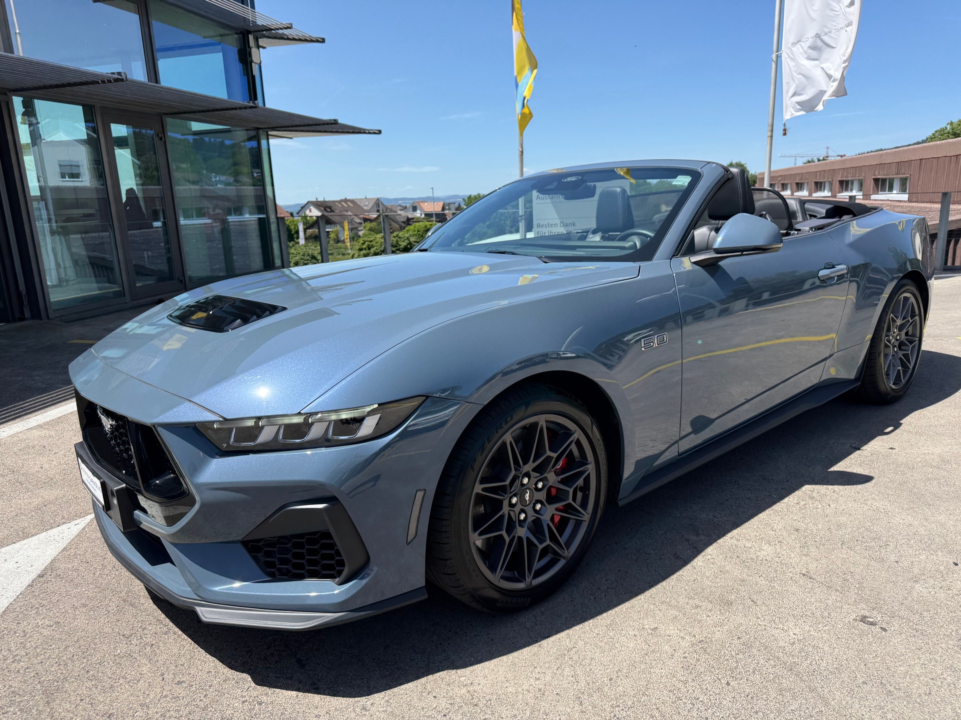 FORD Mustang Convertible 5.0 V8 GT Automat