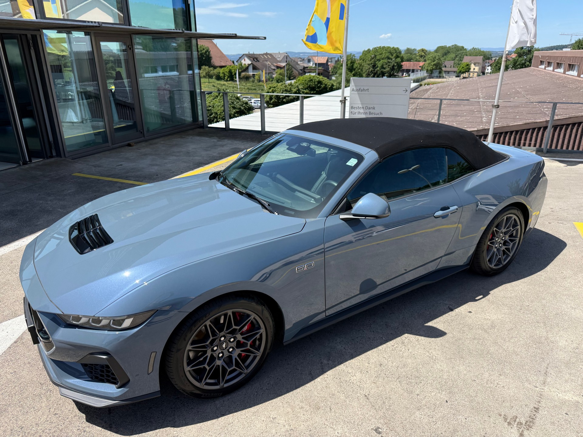 FORD Mustang Convertible 5.0 V8 GT Automat-image-9