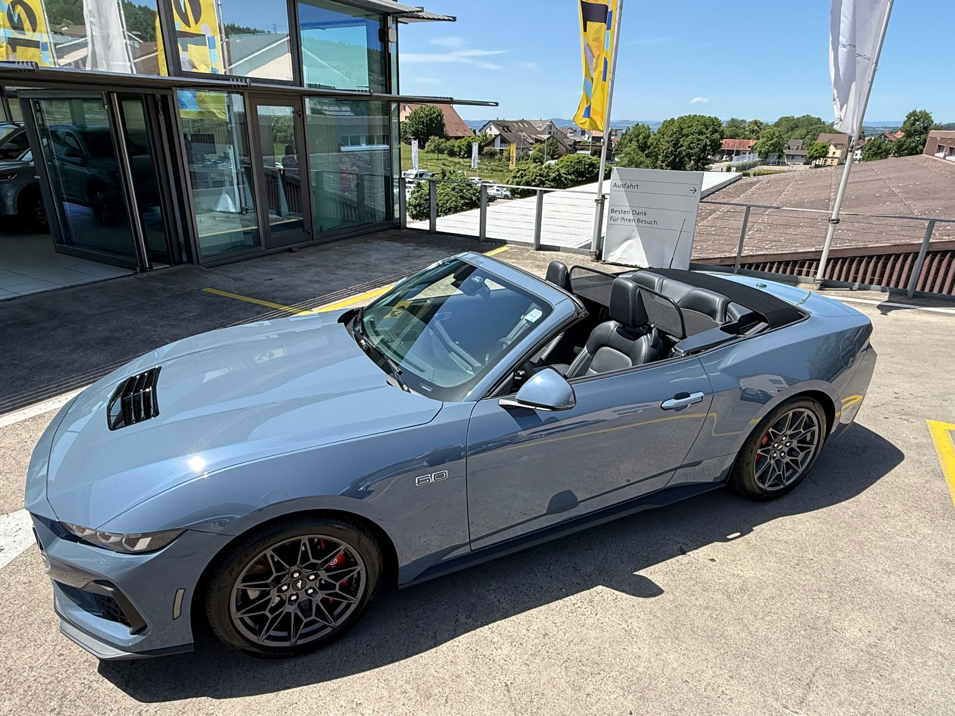 FORD Mustang Convertible 5.0 V8 GT Automat-image-8