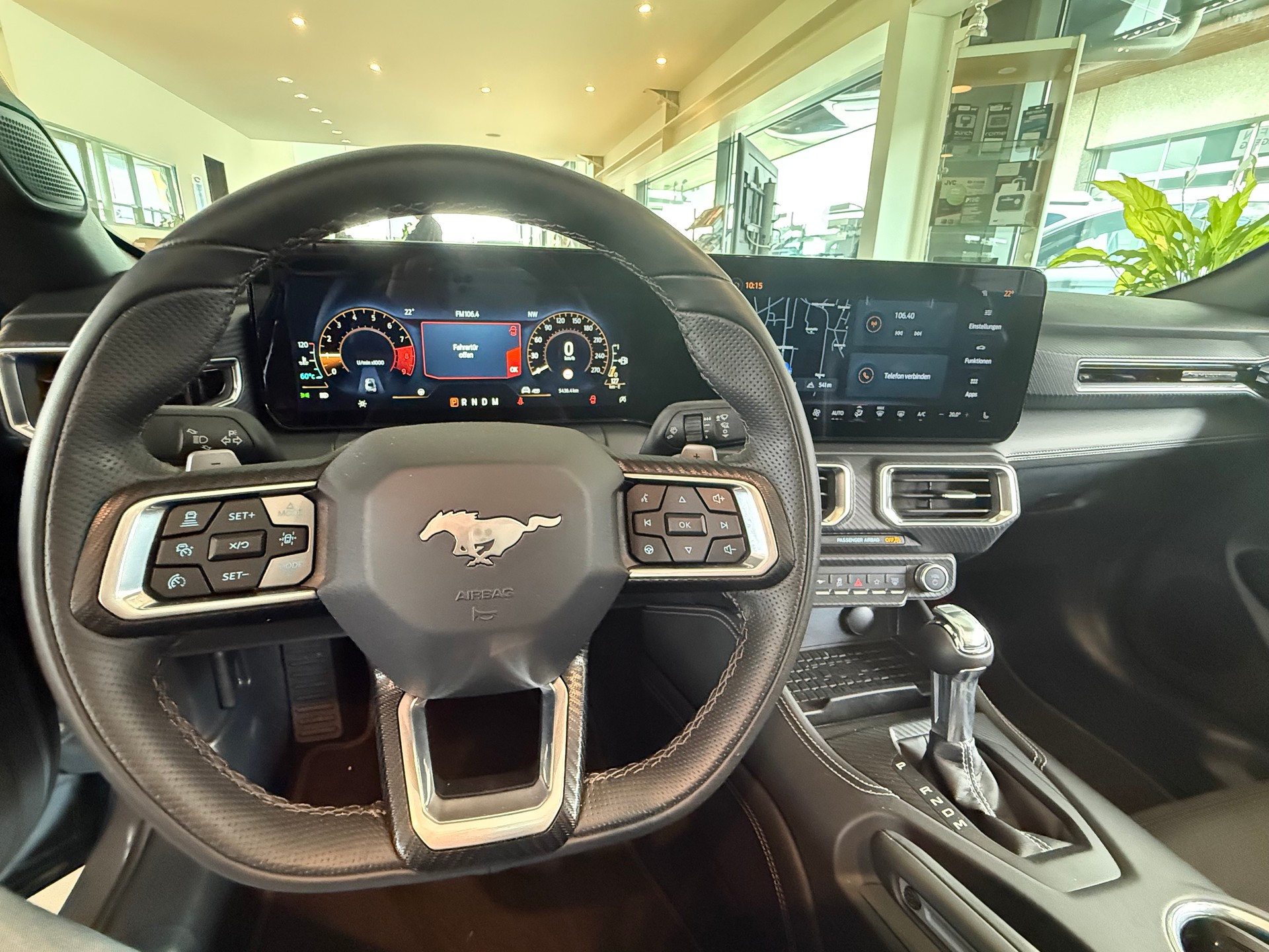FORD Mustang Convertible 5.0 V8 GT Automat-image-7