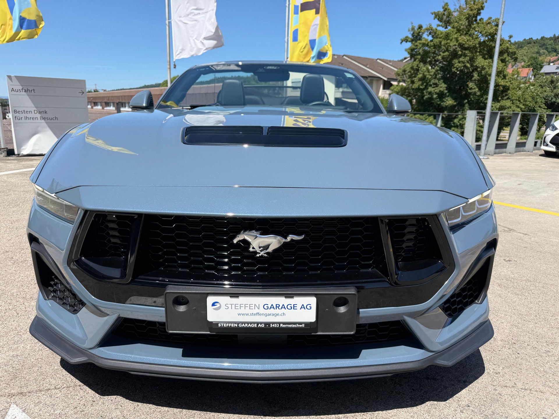 FORD Mustang Convertible 5.0 V8 GT Automat-showroom-element-1