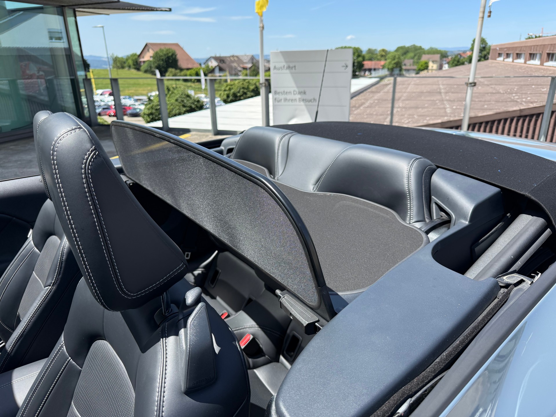 FORD Mustang Convertible 5.0 V8 GT Automat-image-11