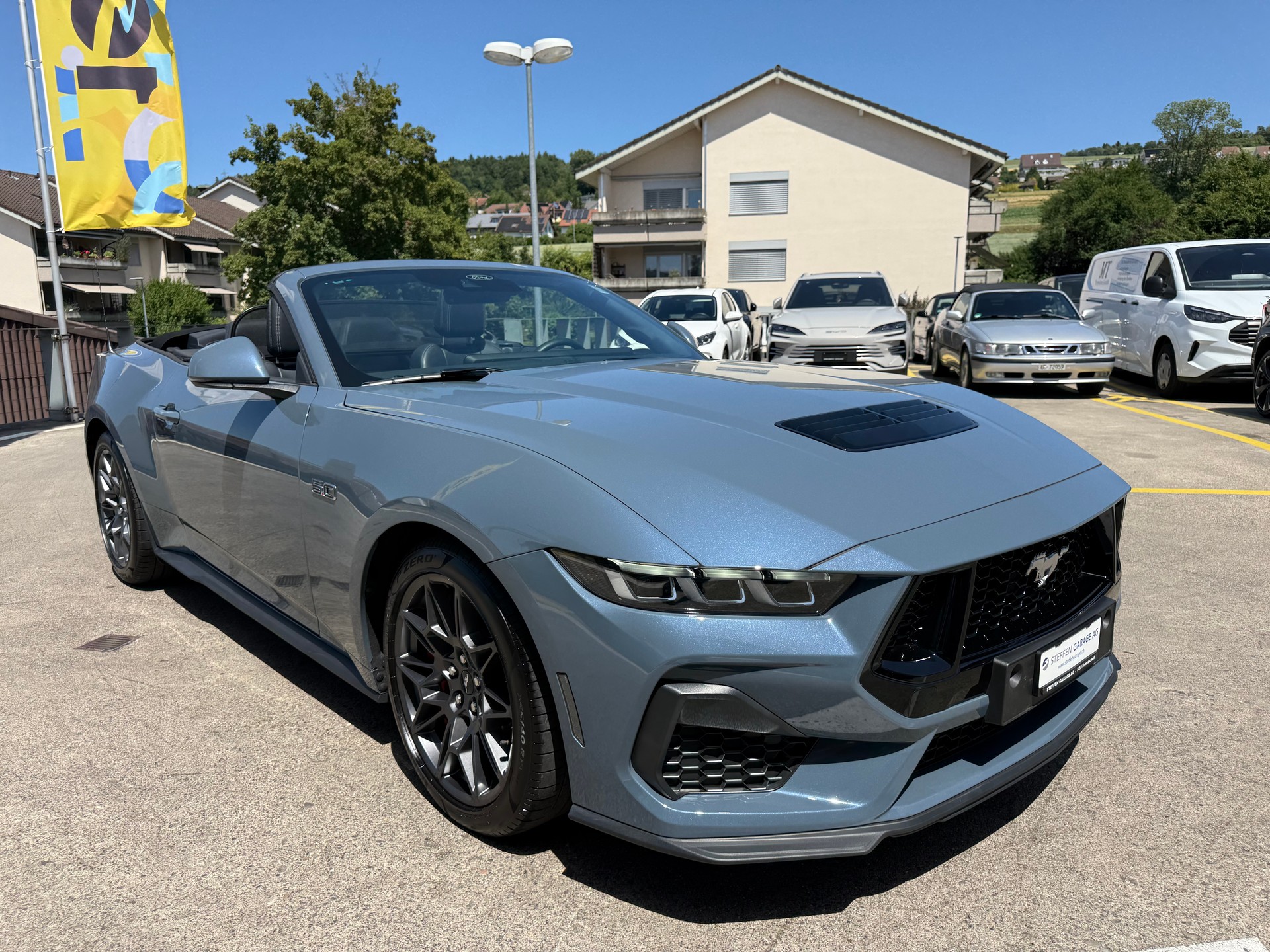 FORD Mustang Convertible 5.0 V8 GT Automat-showroom-element-2