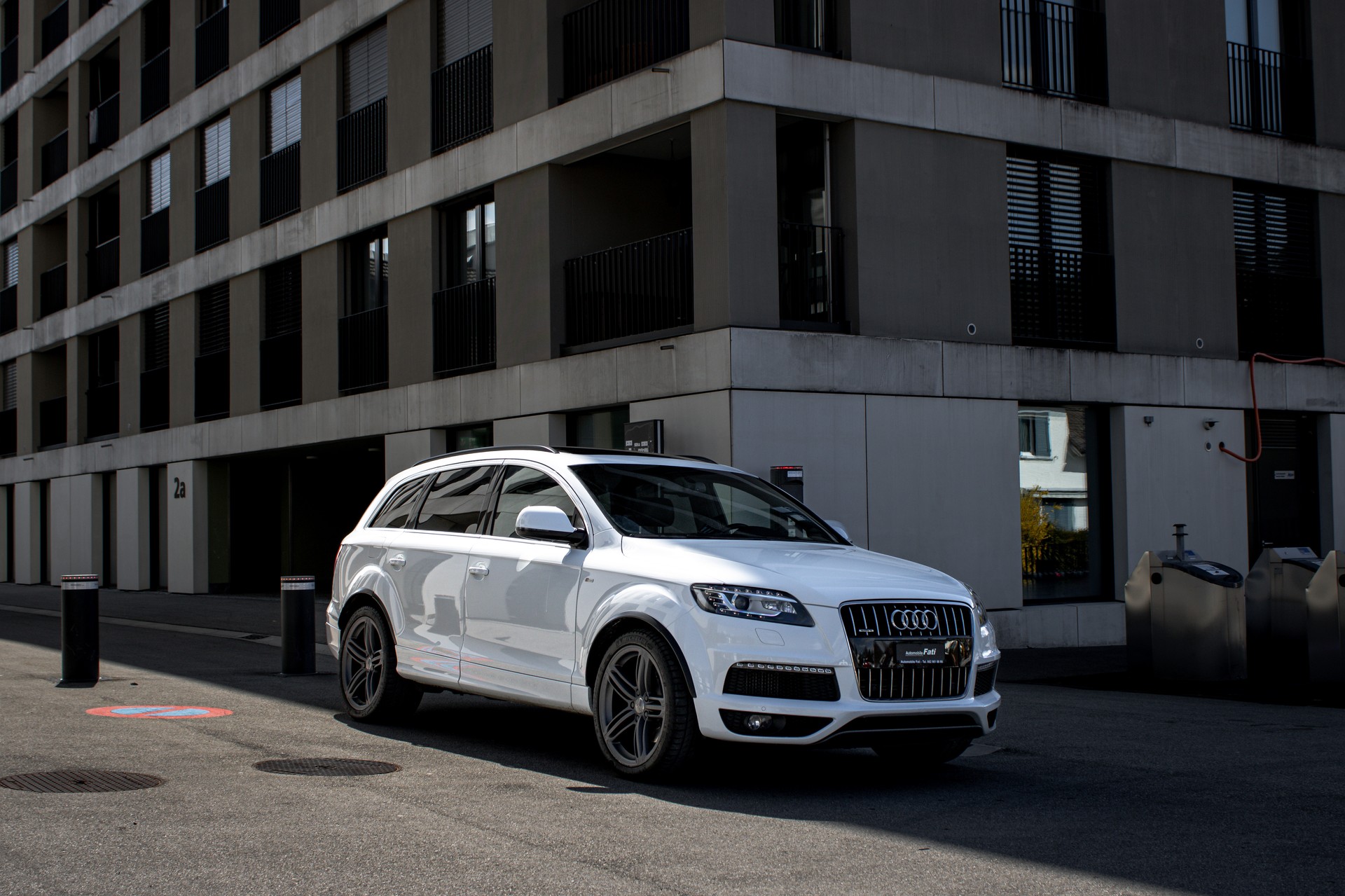 AUDI Q7 3.0 TDI S Line 7 Sitze quattro tiptronic-image-4