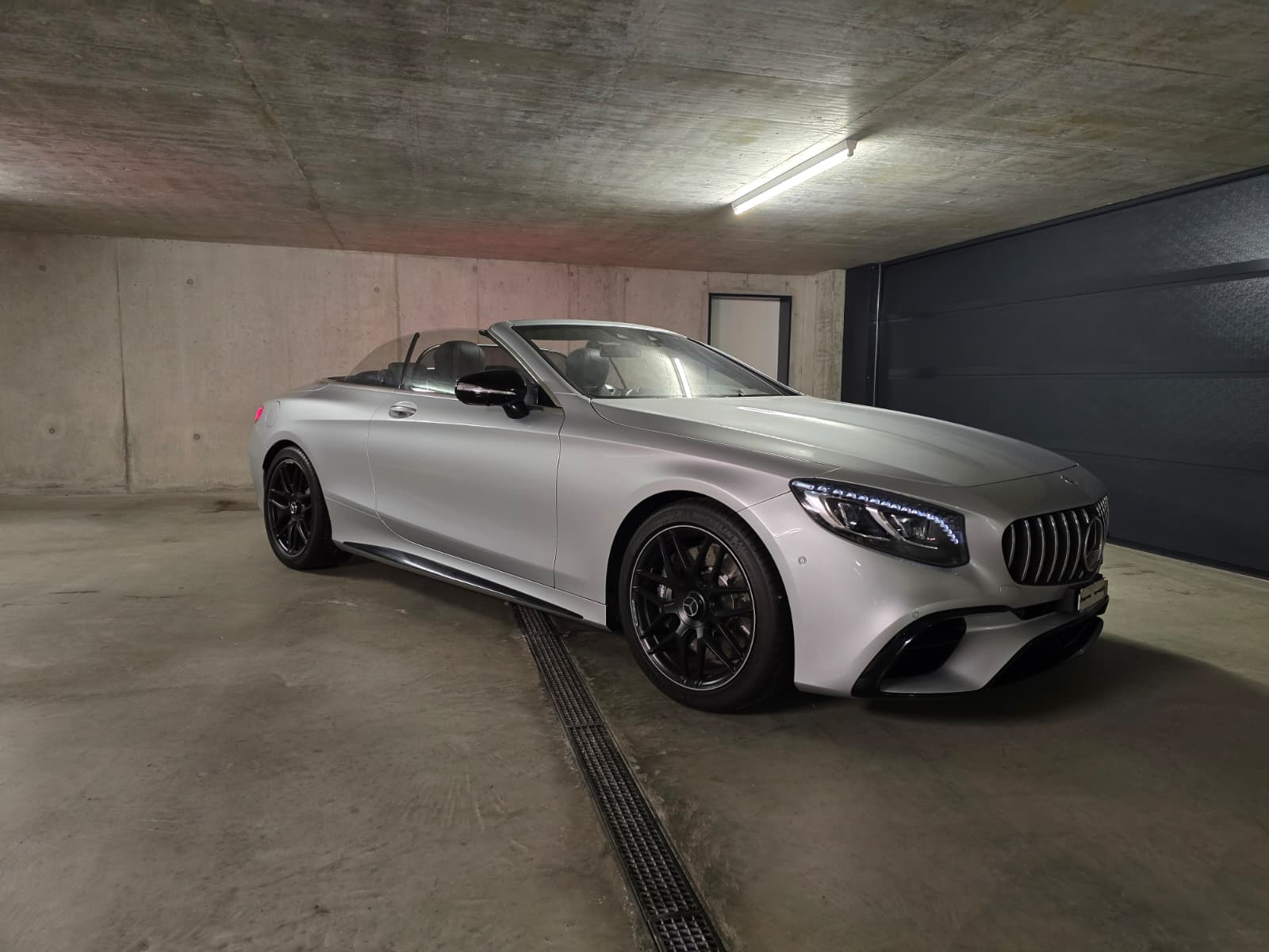 MERCEDES-BENZ S 63 V8 AMG 4matic+-image-4