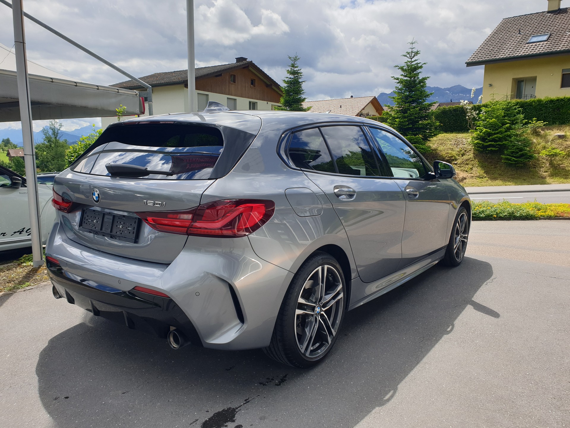 BMW 120i M Sport Steptronic-image-4