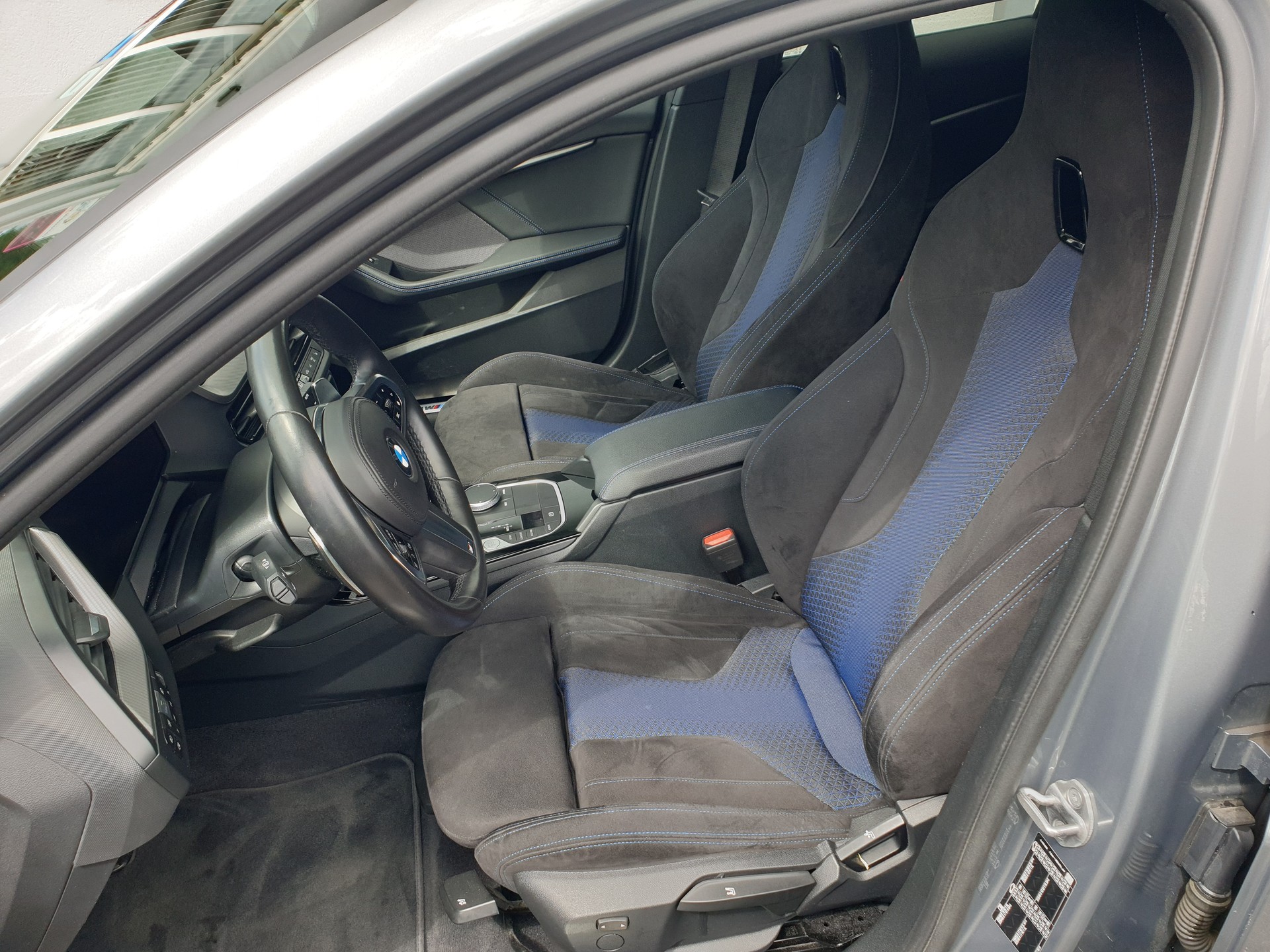 BMW 120i M Sport Steptronic-image-9