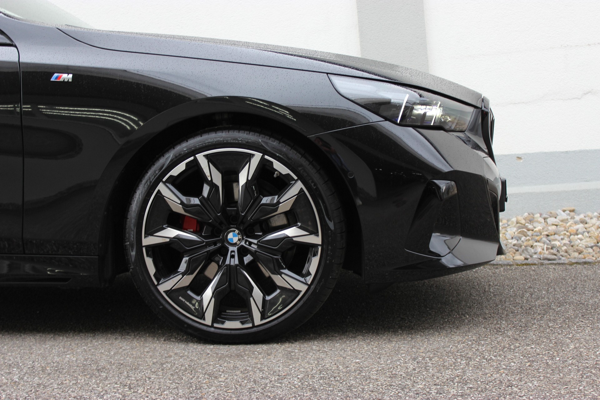BMW 520d xDrive 48V Touring M Sport Pro-image-21