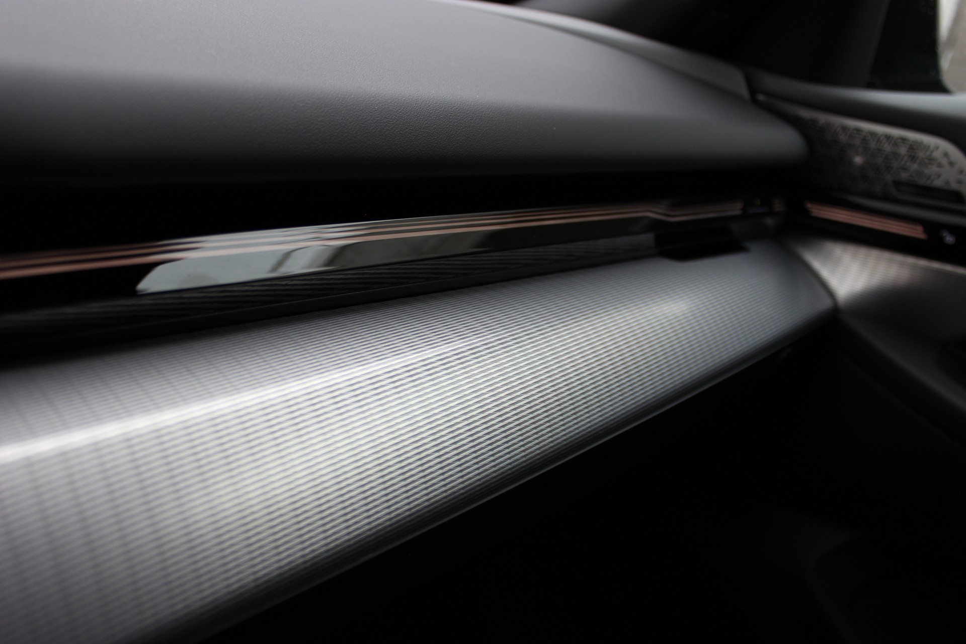 BMW 520d xDrive 48V Touring M Sport Pro-image-13