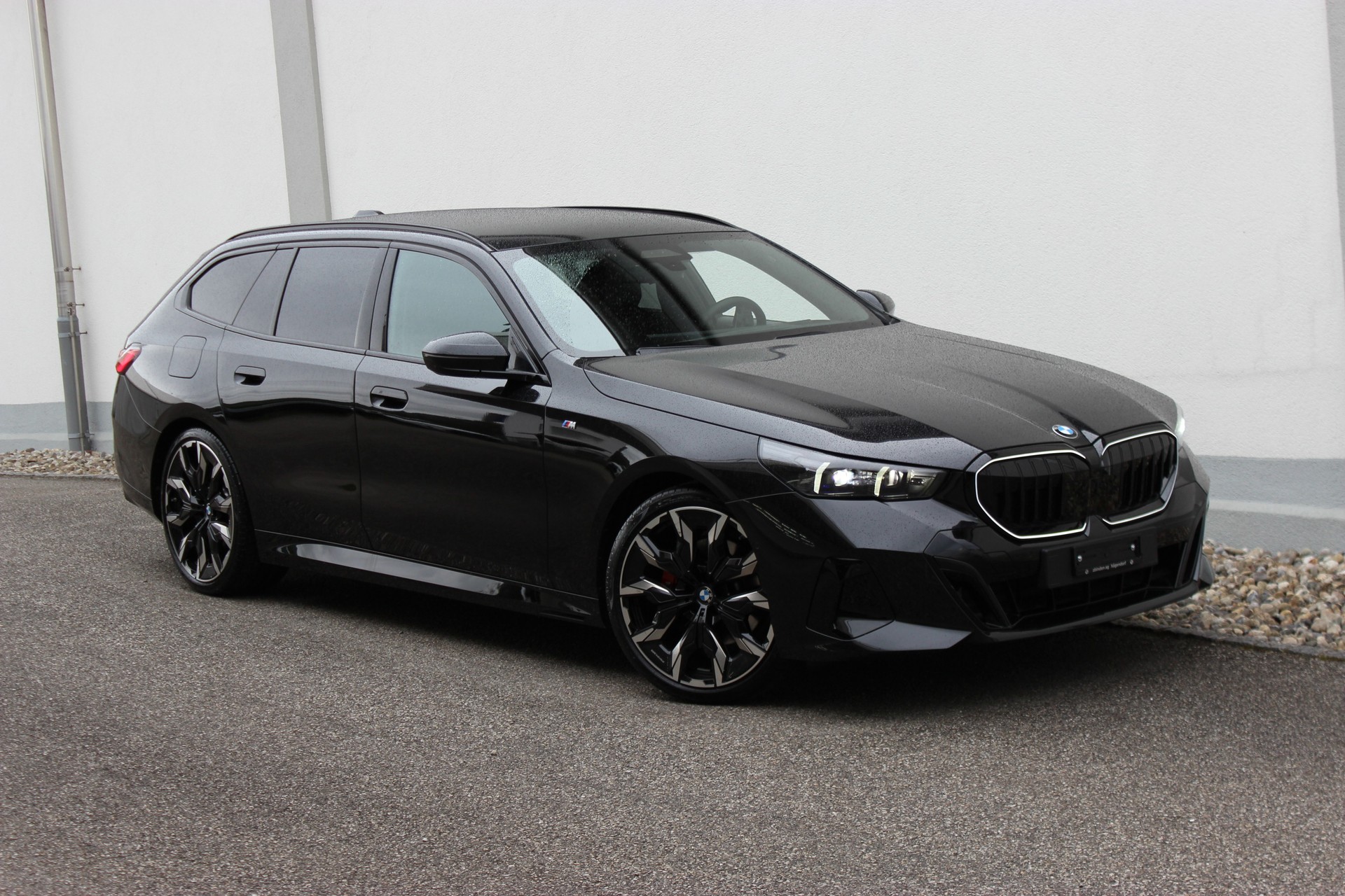 BMW 520d xDrive 48V Touring M Sport Pro-image-15