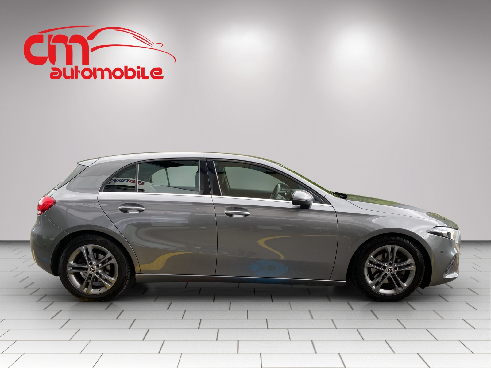 MERCEDES-BENZ A 180-image-4