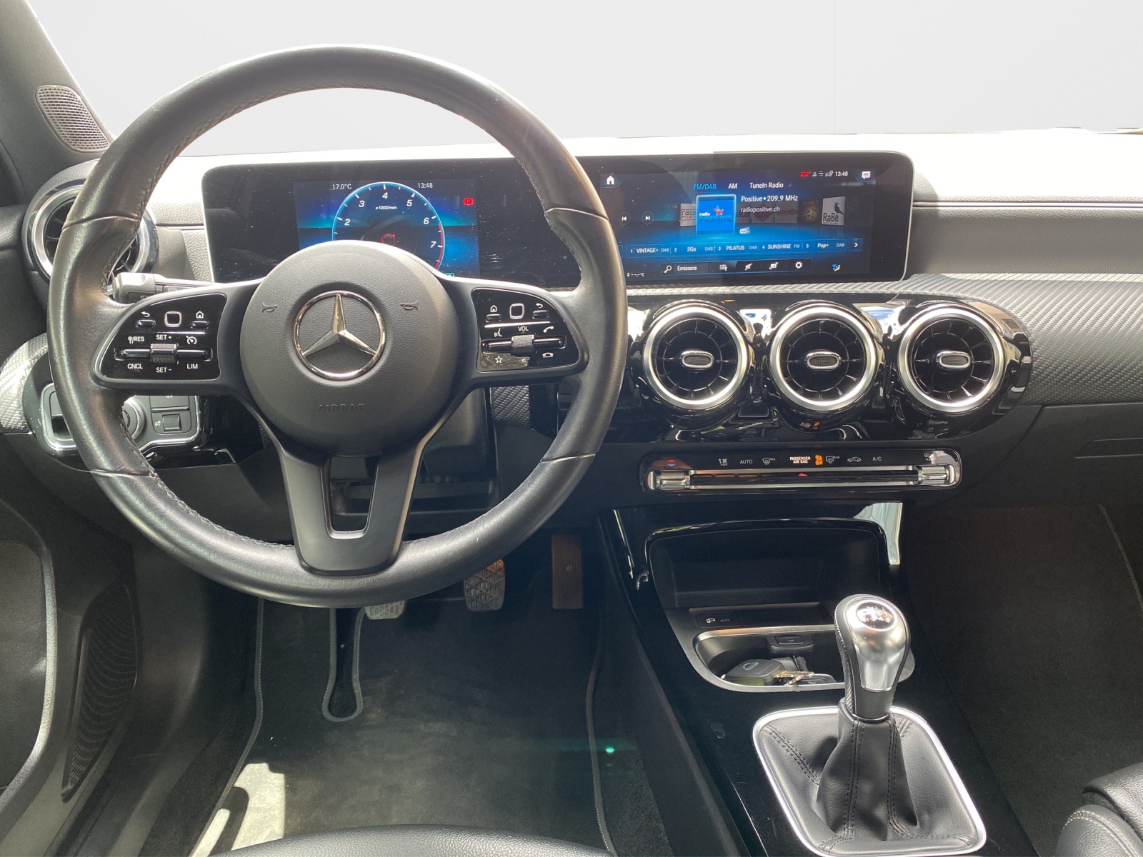 MERCEDES-BENZ A 180-image-13