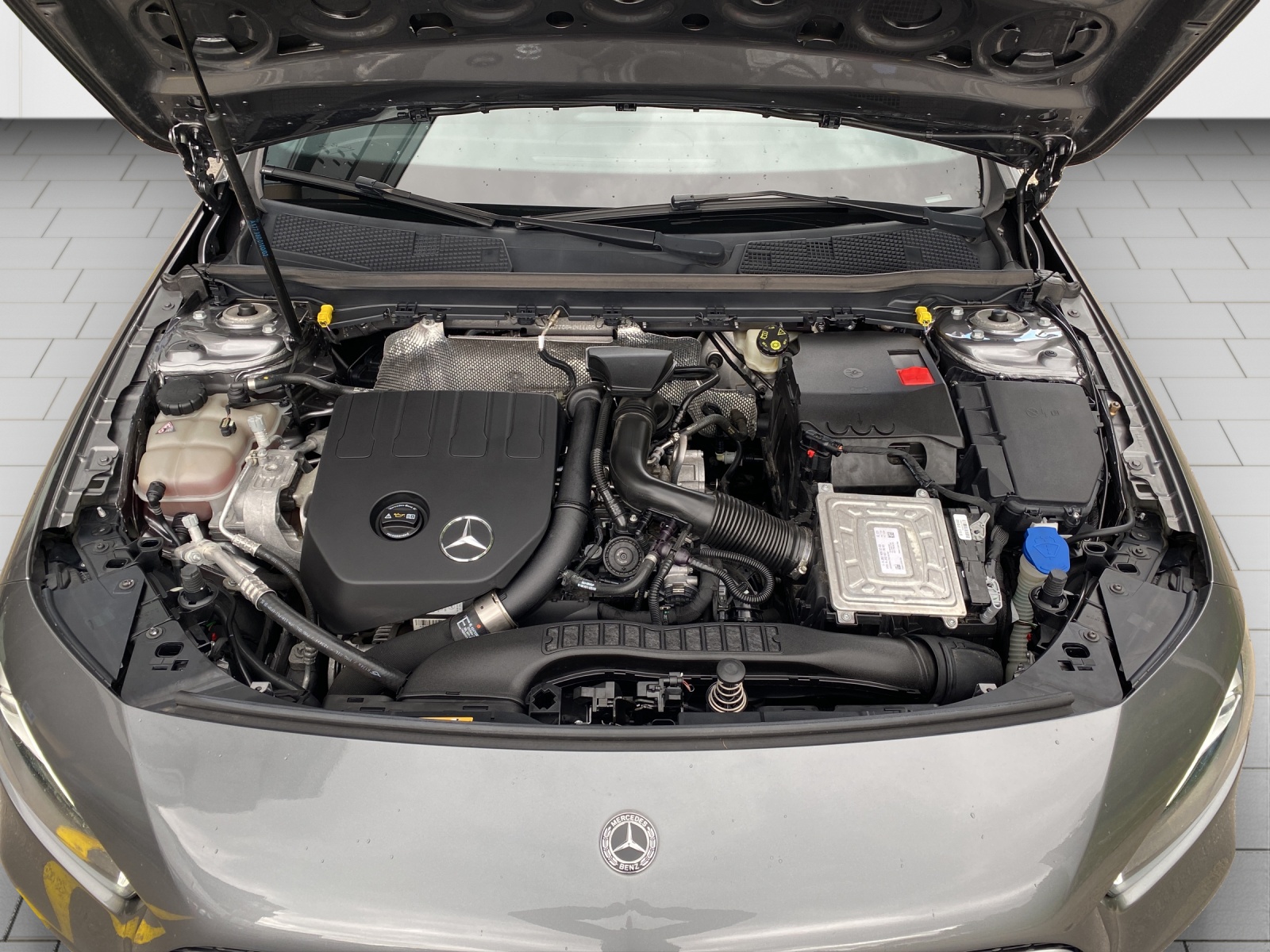 MERCEDES-BENZ A 180-image-20