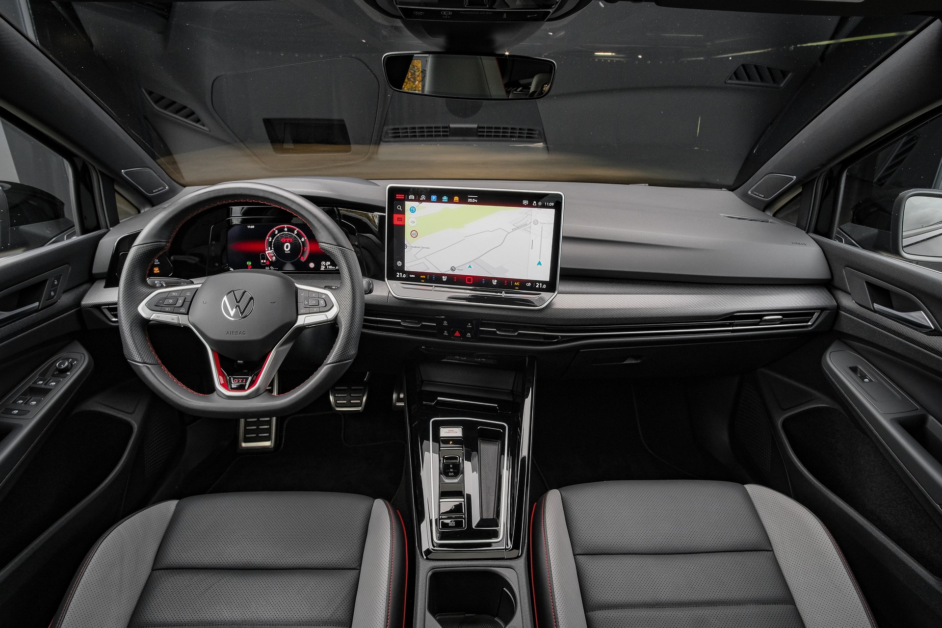VW Golf 2.0 TSI GTI DSG *LEDERPAKET*-image-14