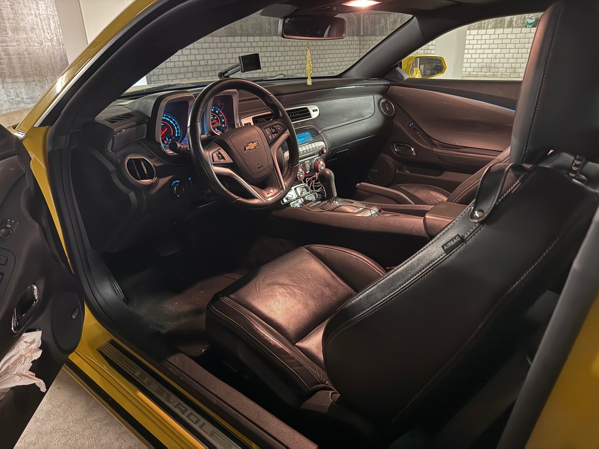 CHEVROLET SS-image-0