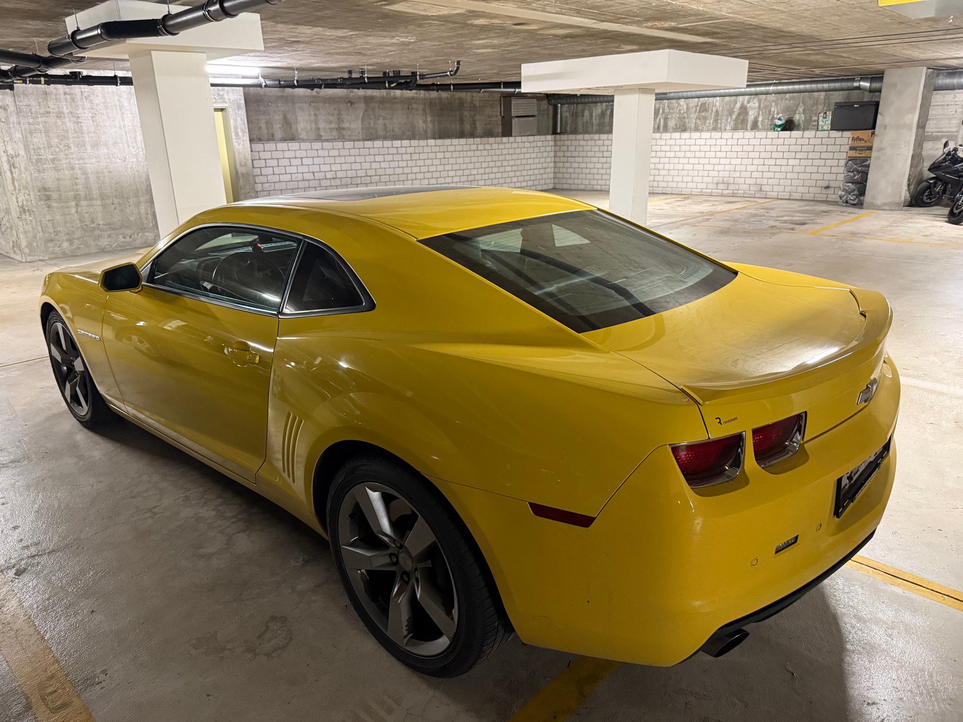 CHEVROLET SS-image-2