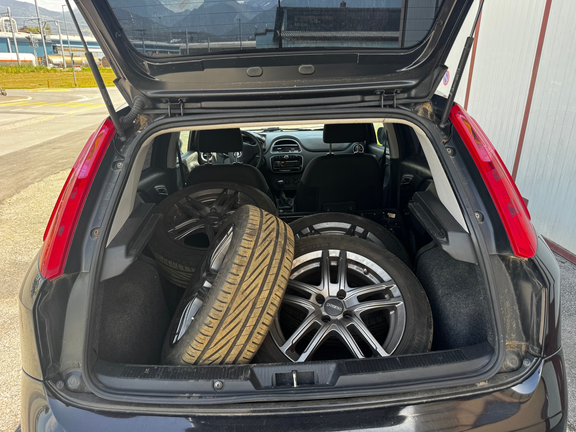 FIAT Punto 0.9 Twinair Pop Star-image-7