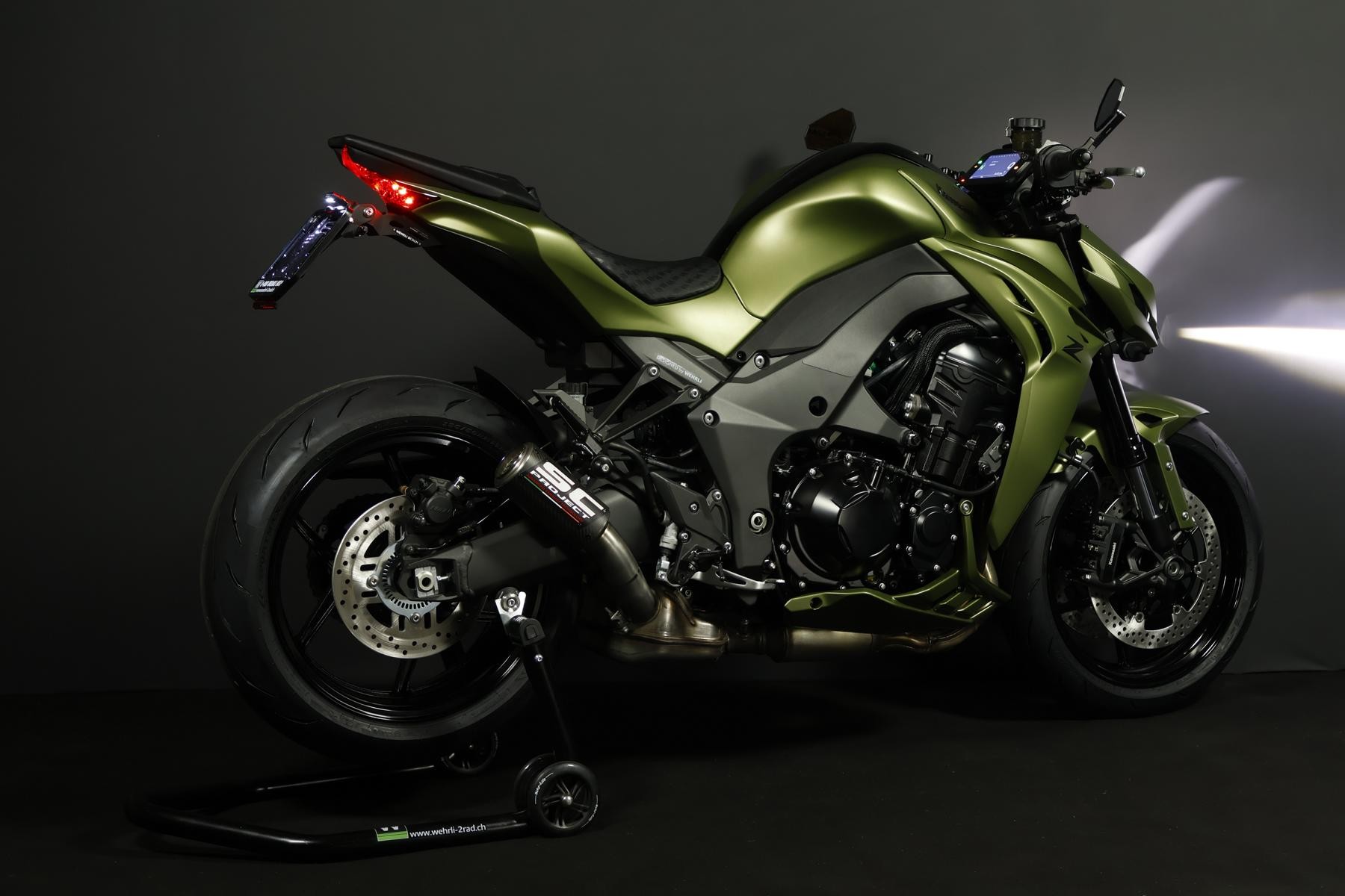 KAWASAKI Z 1100 *Army Edition* Level 3-image-13