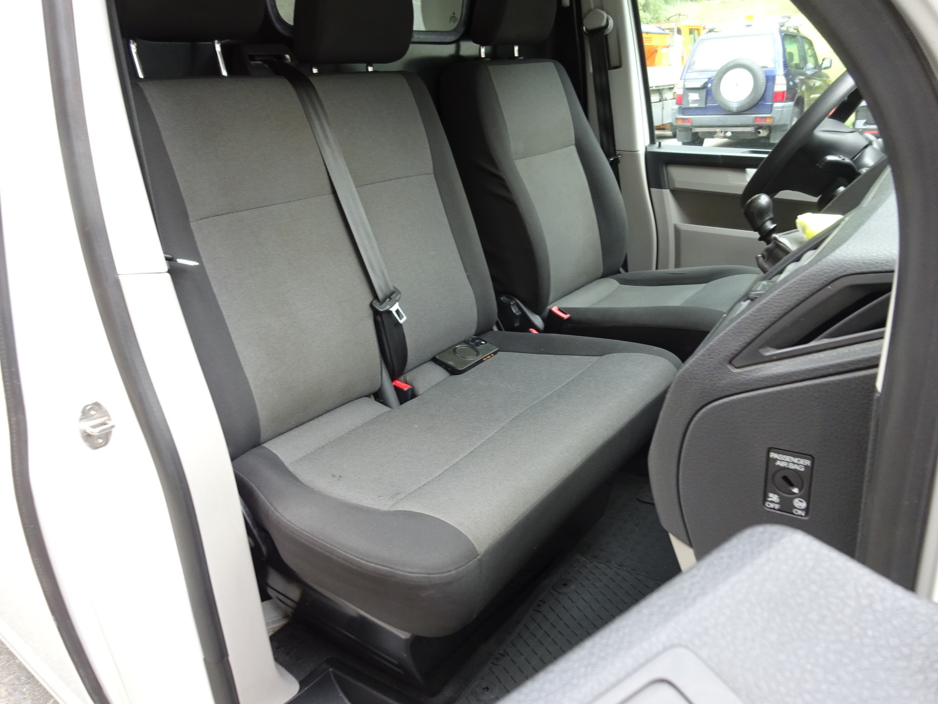 VW T6 2.0 TDI 4Motion-image-12