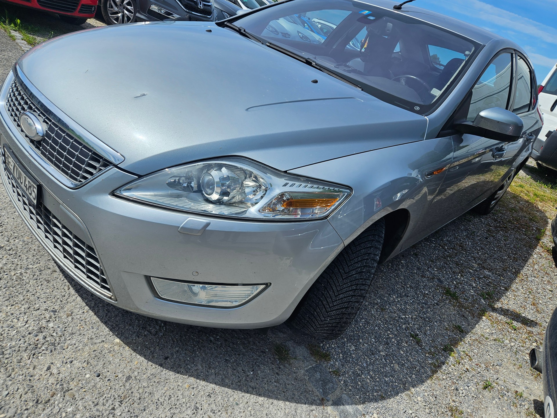 FORD Mondeo 2.0i 16V Titanium Executive-image-1