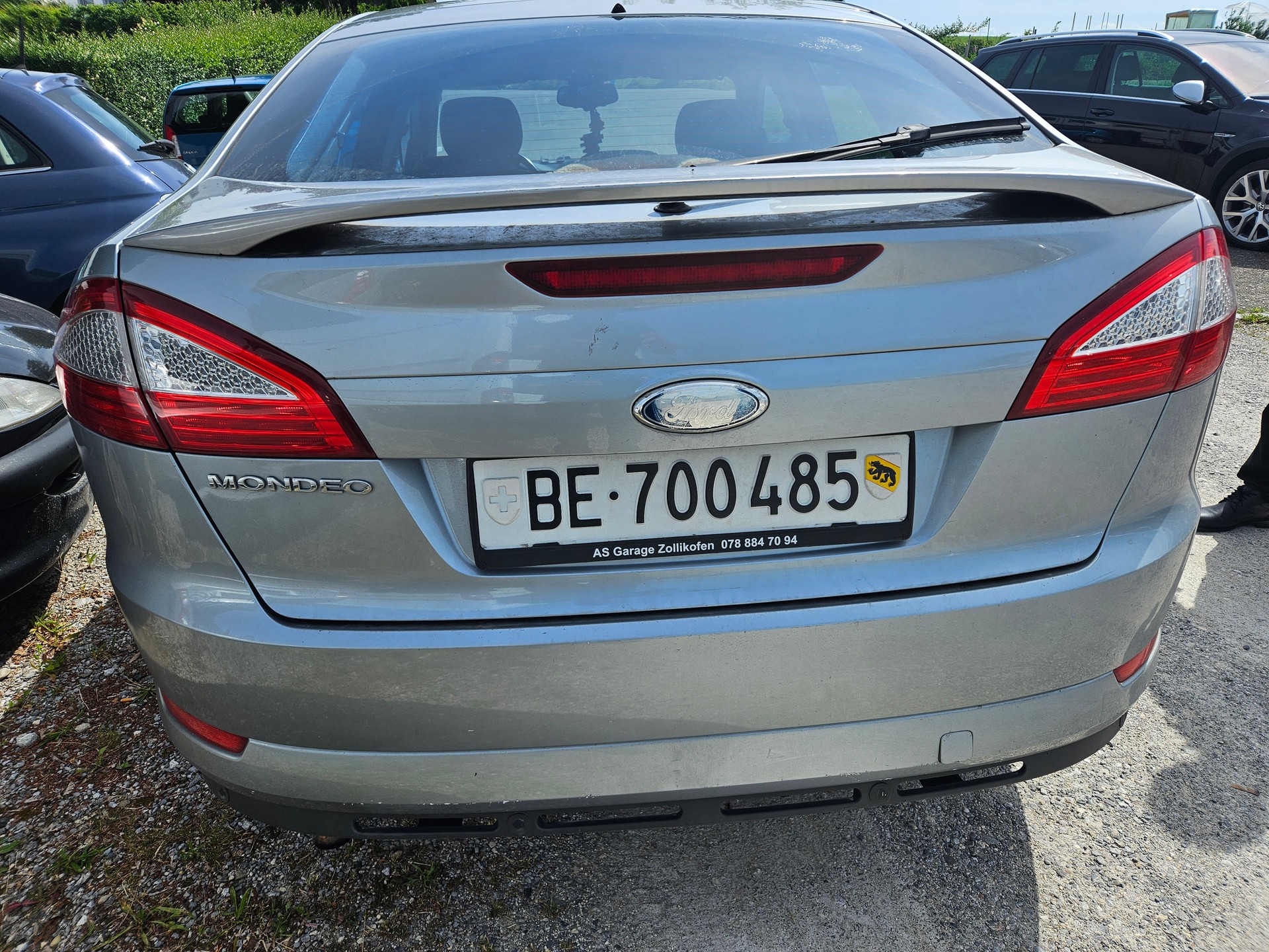 FORD Mondeo 2.0i 16V Titanium Executive-image-3