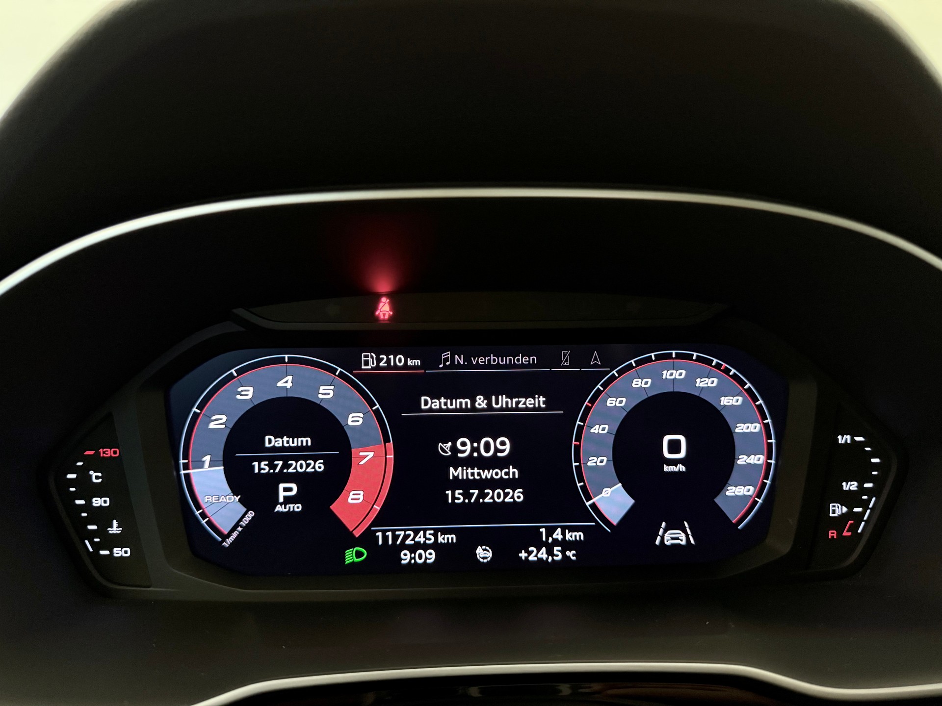 AUDI Q3 Sportback 45 TFSI S line quattro S-tronic-image-16