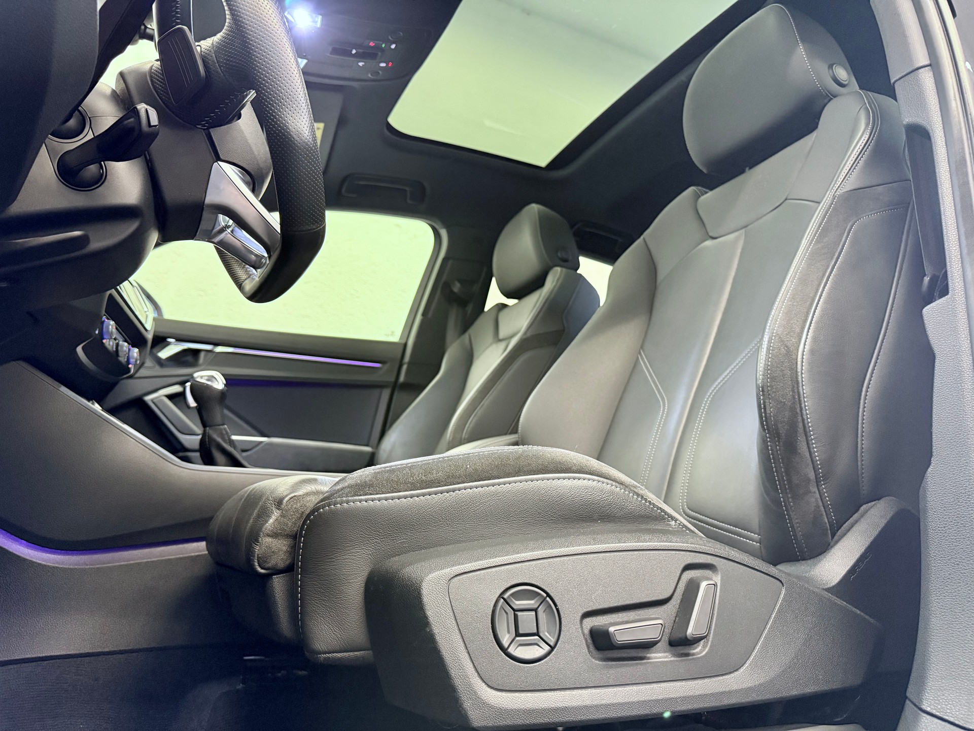 AUDI Q3 Sportback 45 TFSI S line quattro S-tronic-image-11