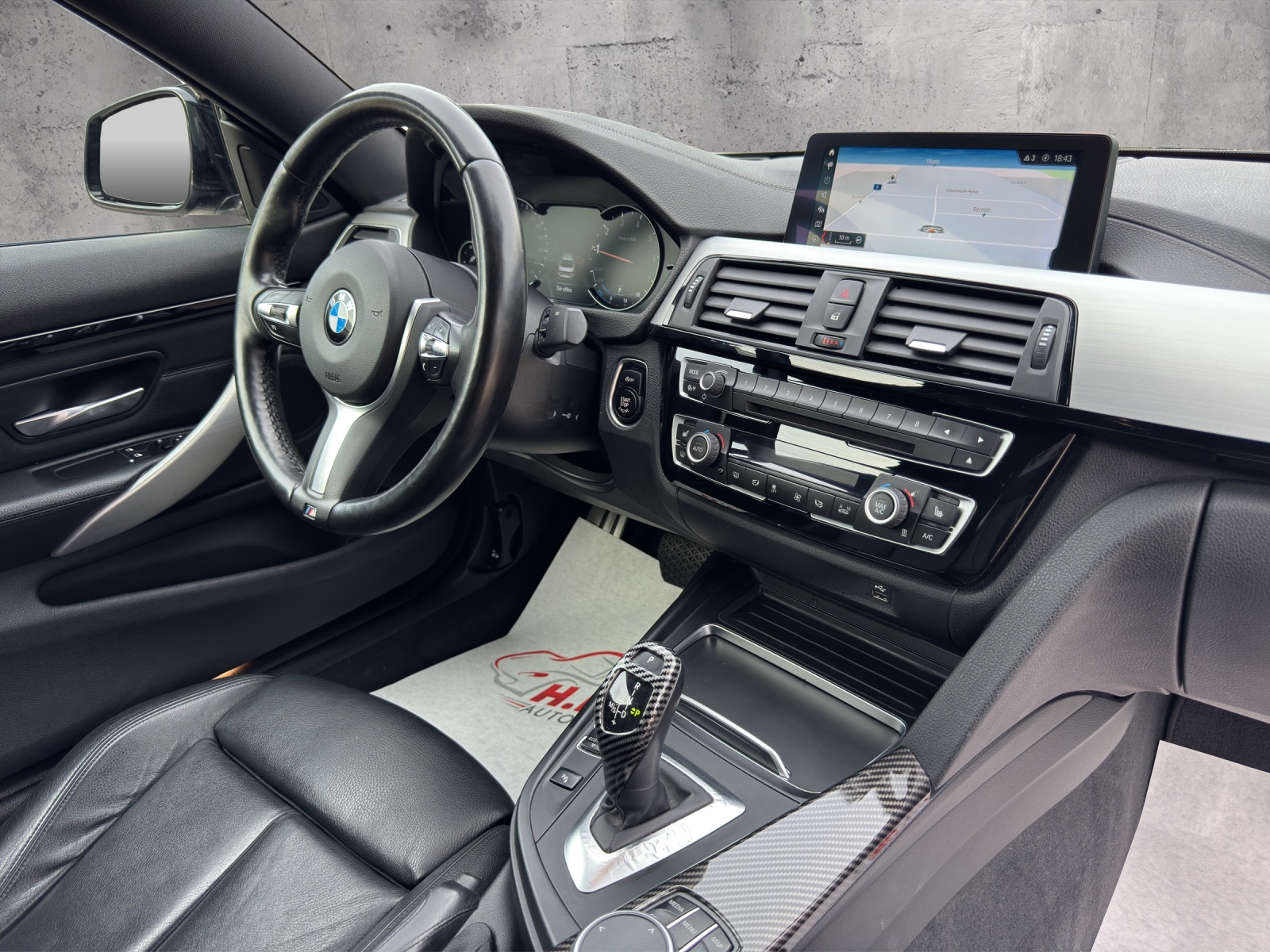 BMW 440i Coupé xDrive M Sport Steptronic-image-12