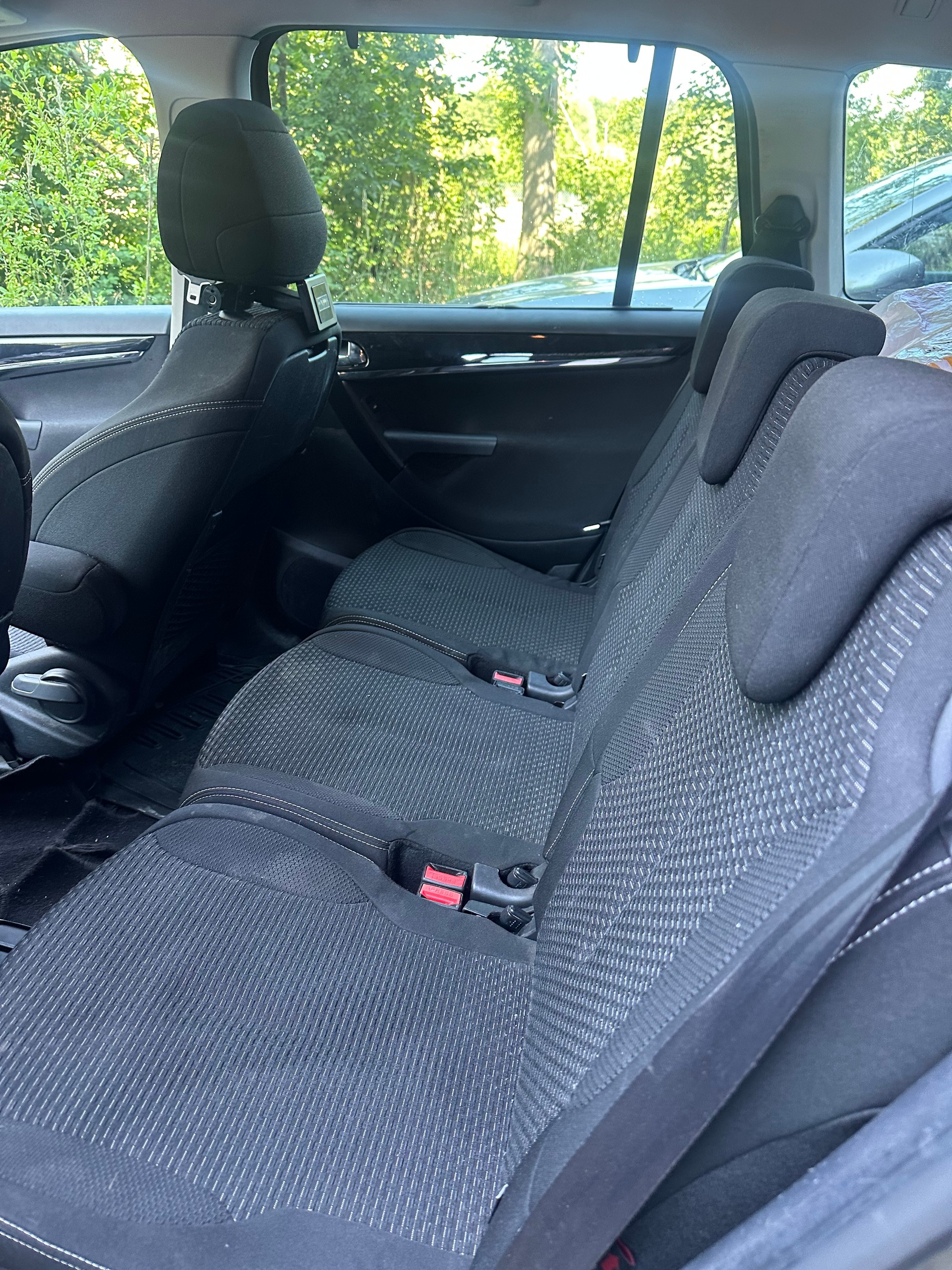 CITROEN Grand C4 Picasso 1.6 HDI 16V Séduction EGS6-image-2