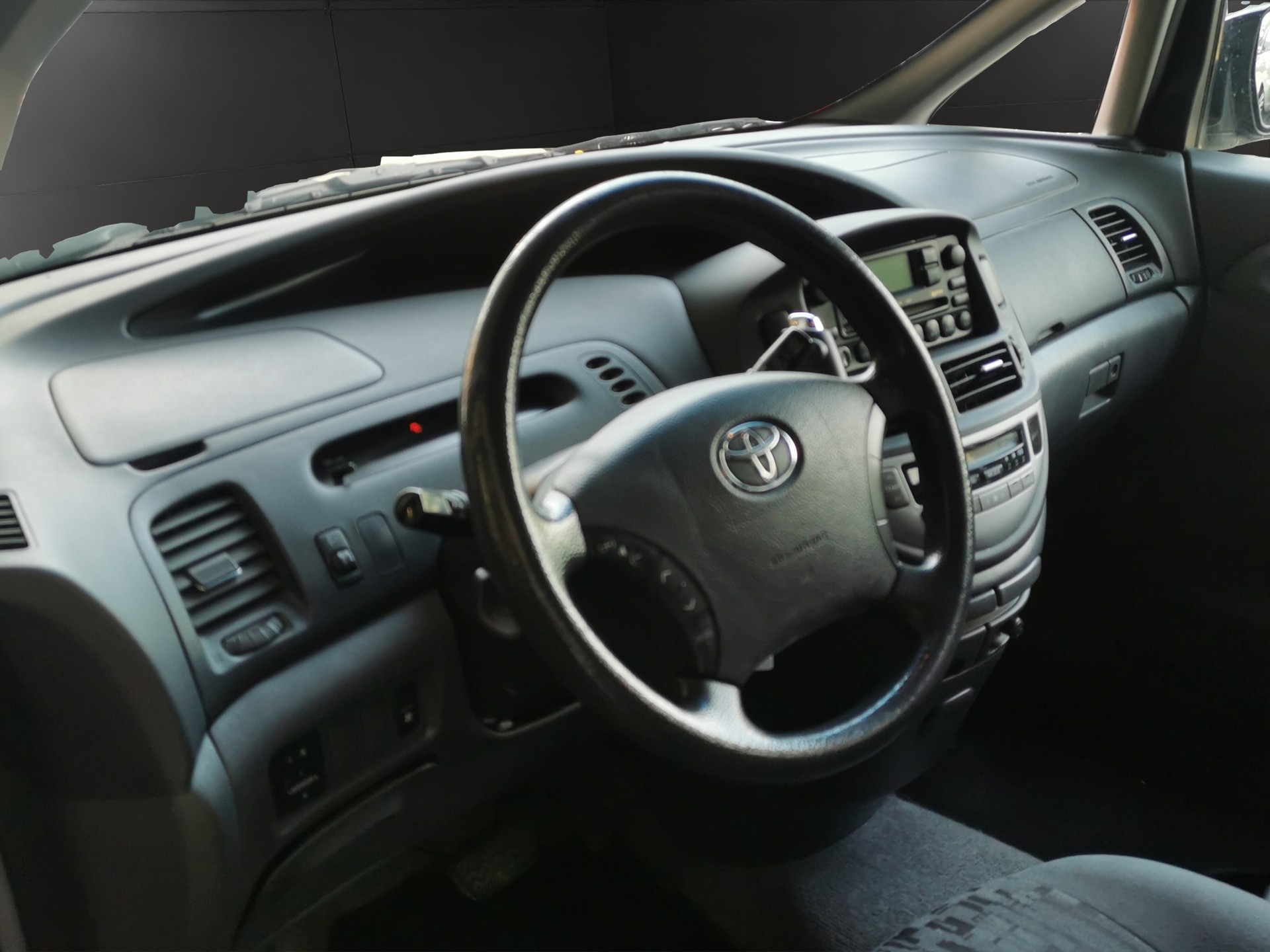 TOYOTA Previa 2.4 Linea Luna-image-9