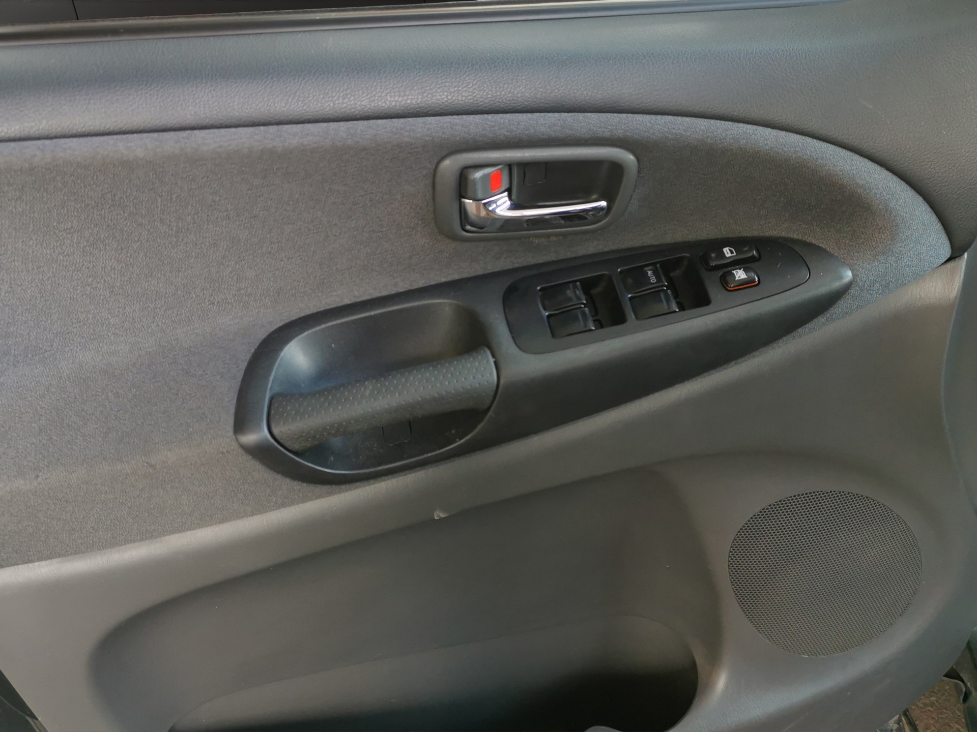 TOYOTA Previa 2.4 Linea Luna-image-11