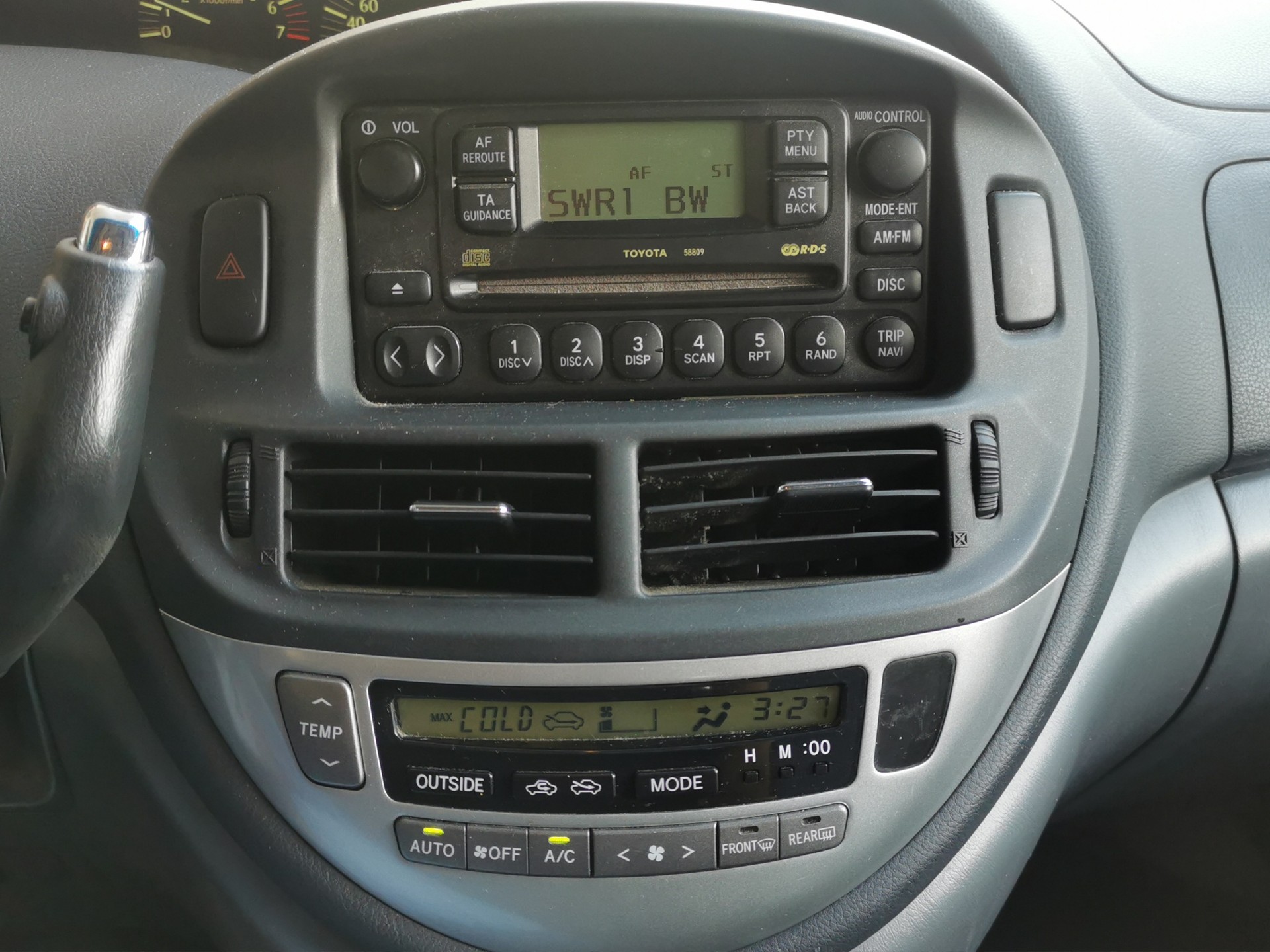 TOYOTA Previa 2.4 Linea Luna-image-17