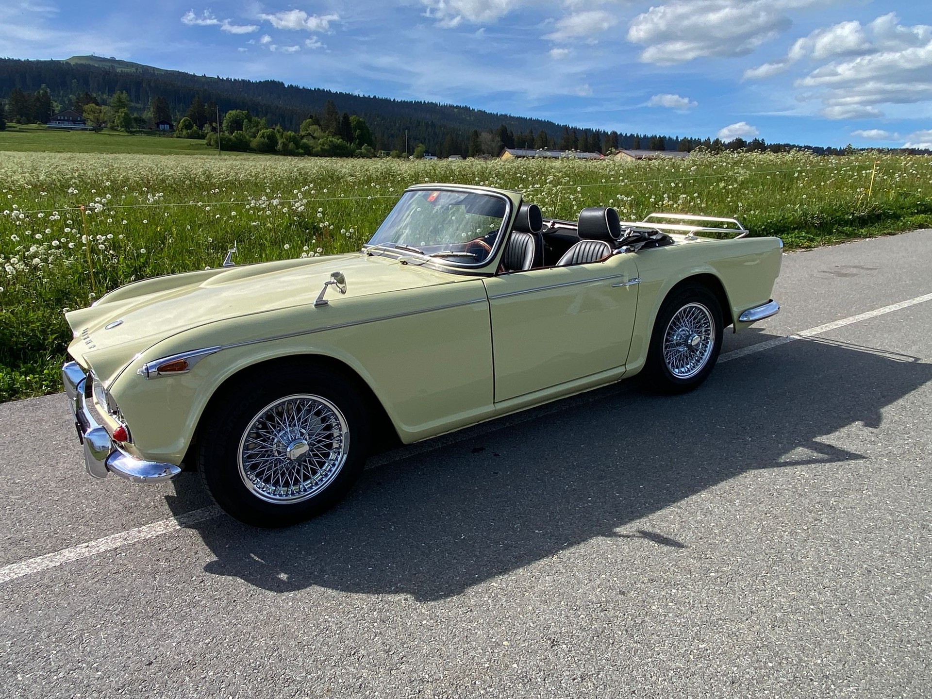 TRIUMPH TR4A-image-0