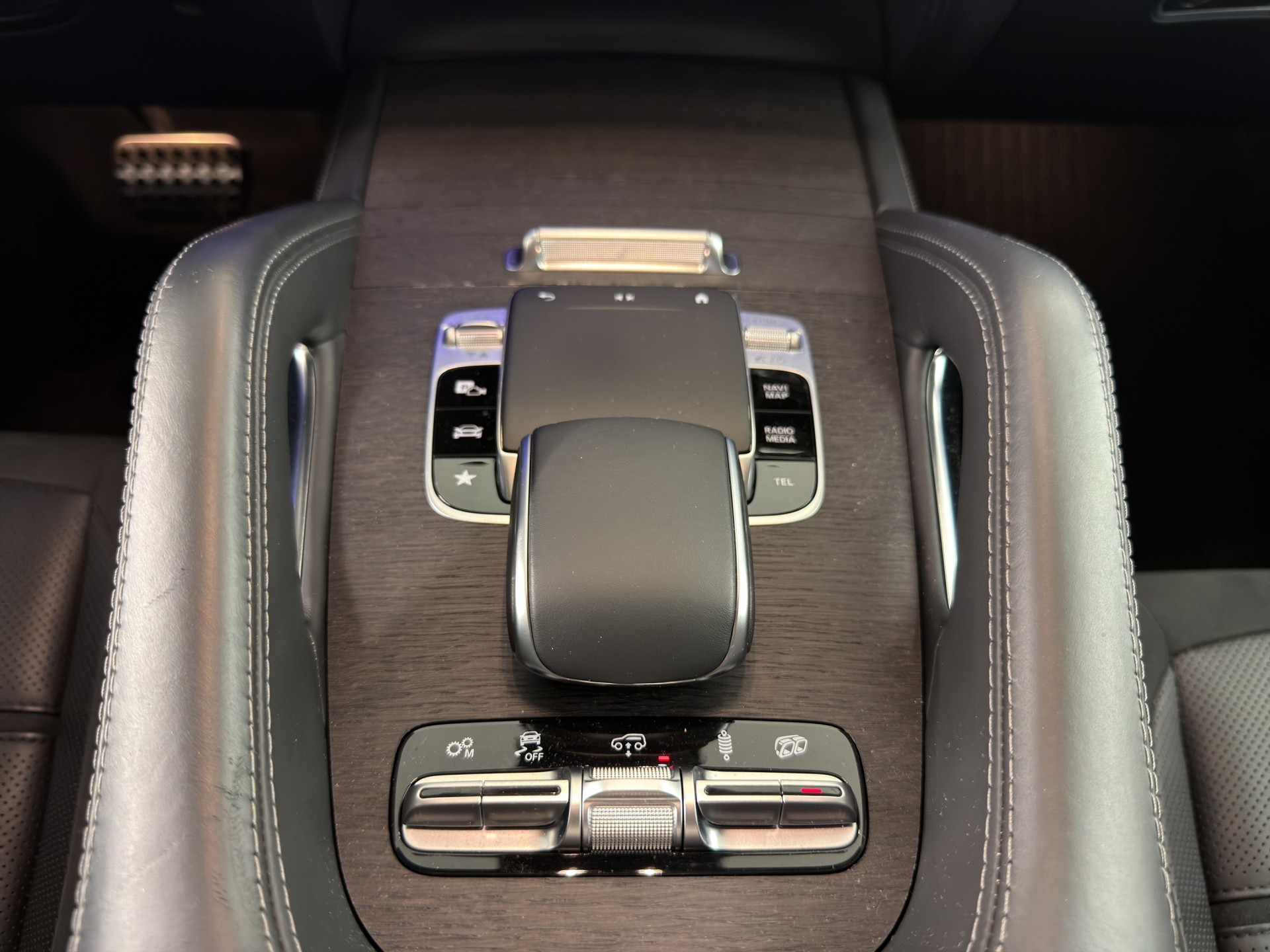 MERCEDES-BENZ GLE 450 AMG Line 4matic-image-14