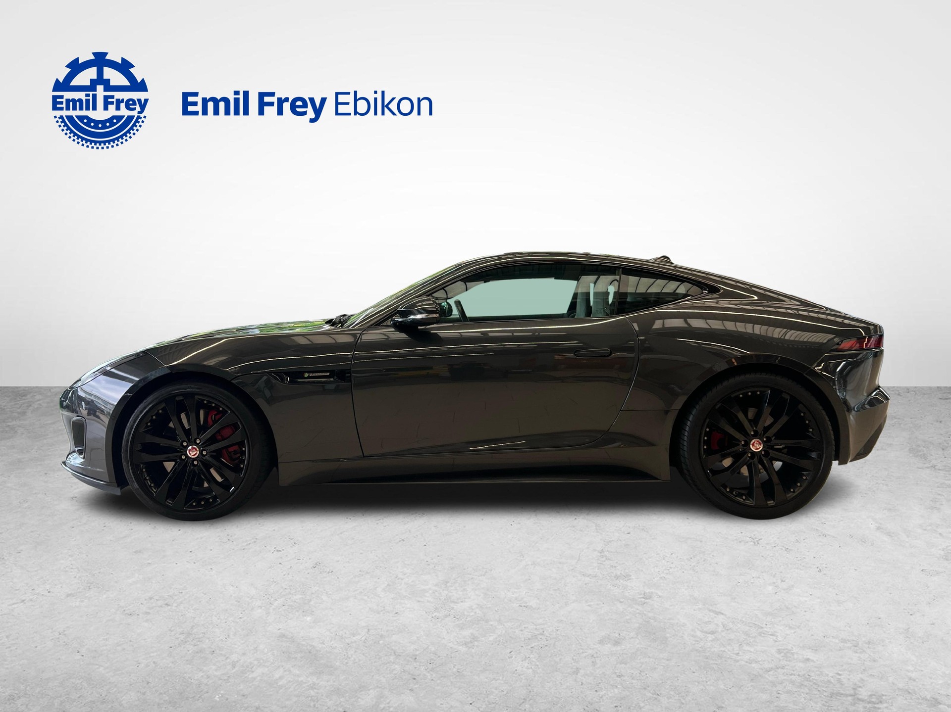 JAGUAR F-Type Coupé 3.0 V6 R-Dynamic AWD-image-1