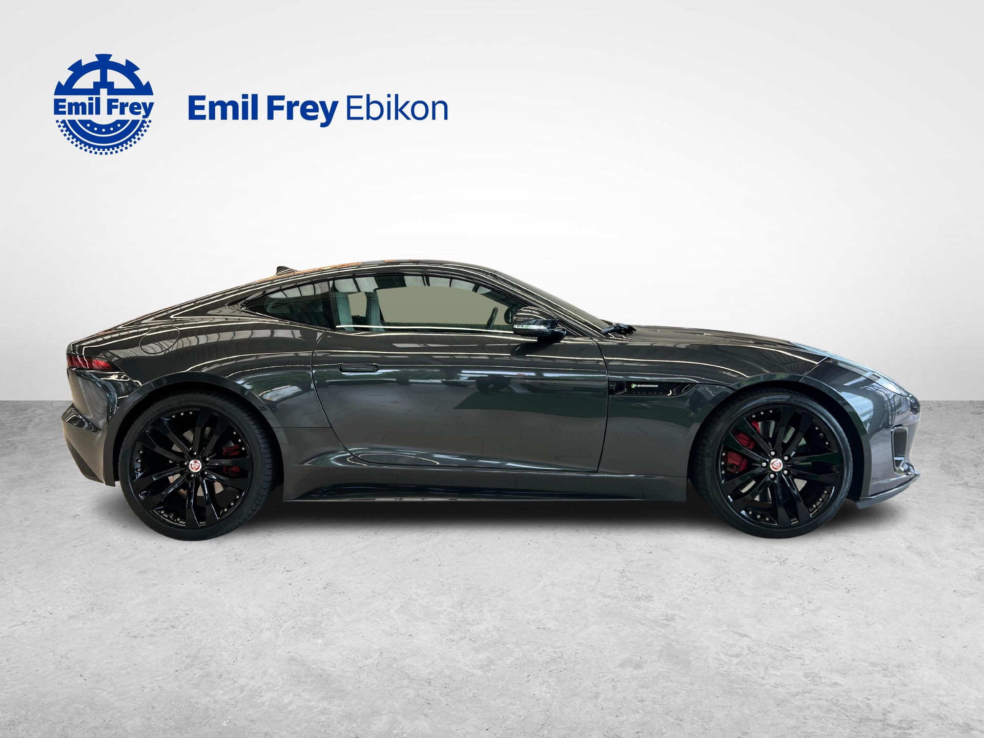 JAGUAR F-Type Coupé 3.0 V6 R-Dynamic AWD-image-5