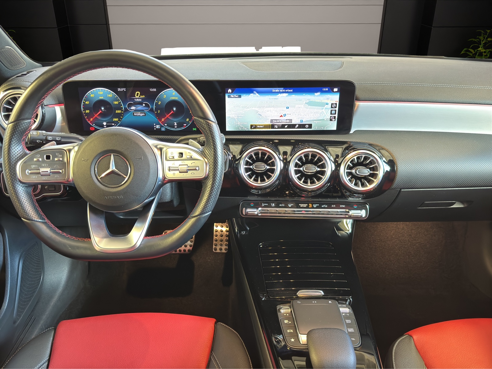 MERCEDES-BENZ A 200 AMG Line 8G 4M-image-6
