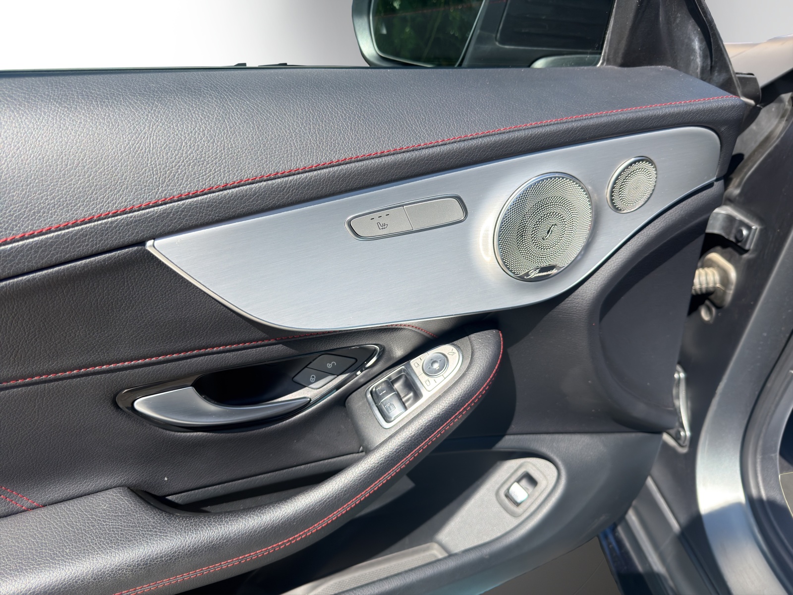 MERCEDES-BENZ C 43 AMG 4Matic-image-12
